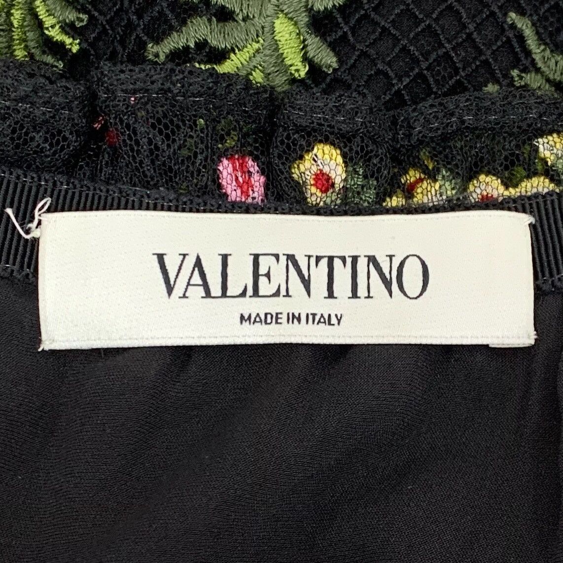 Valentino Valentino Floral Embroidered Mesh Mini Skirt 40 Size 27" / US 4 / IT 40 - 6 Thumbnail