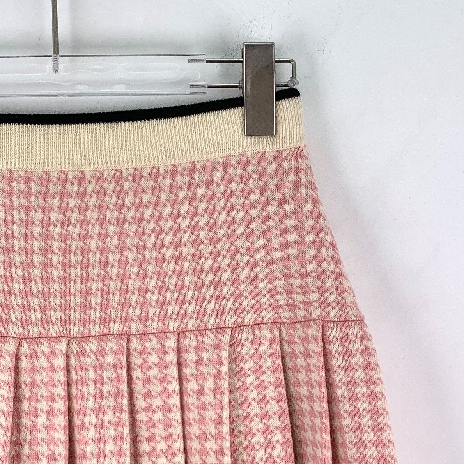 Miu Miu Miu Miu Houndstooth Pleated Mini Skirt 38 Size 26" / US 2 / IT 38 - 4 Thumbnail