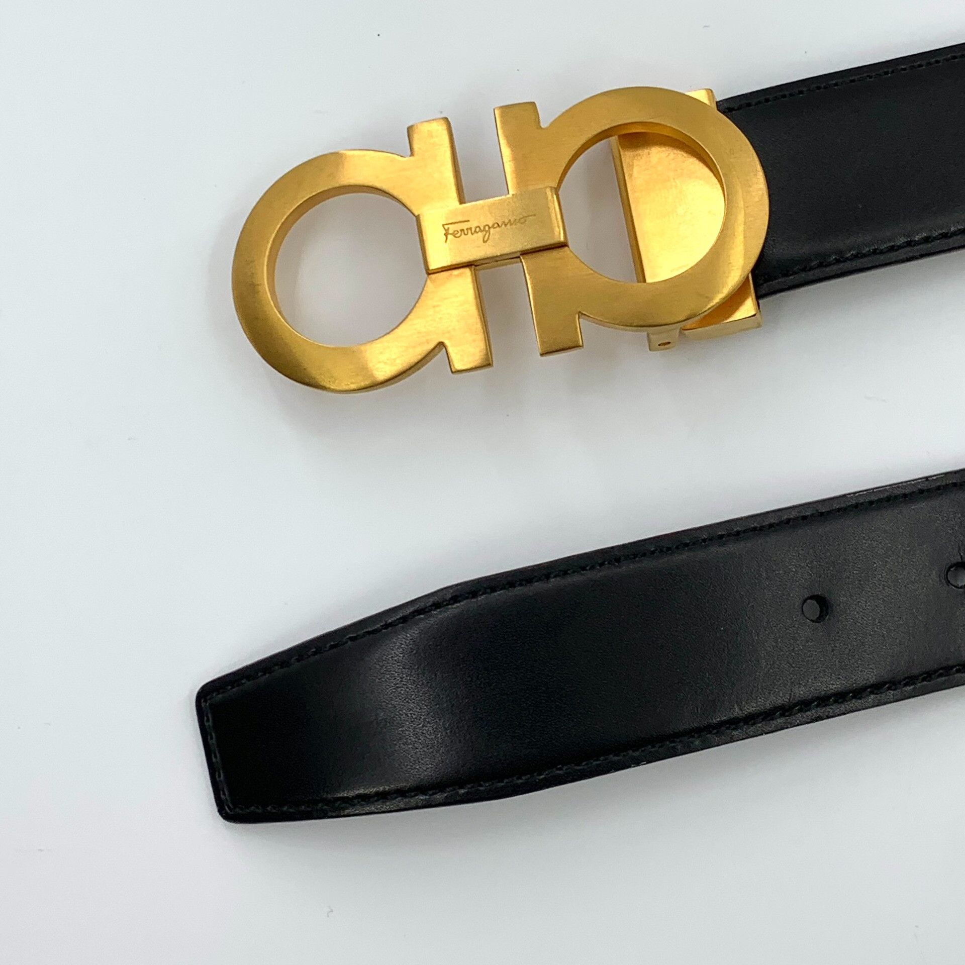 Salvatore Ferragamo Salvatore Ferragamo Gancini Logo Leather Belt 42 Size 42 - 5 Thumbnail