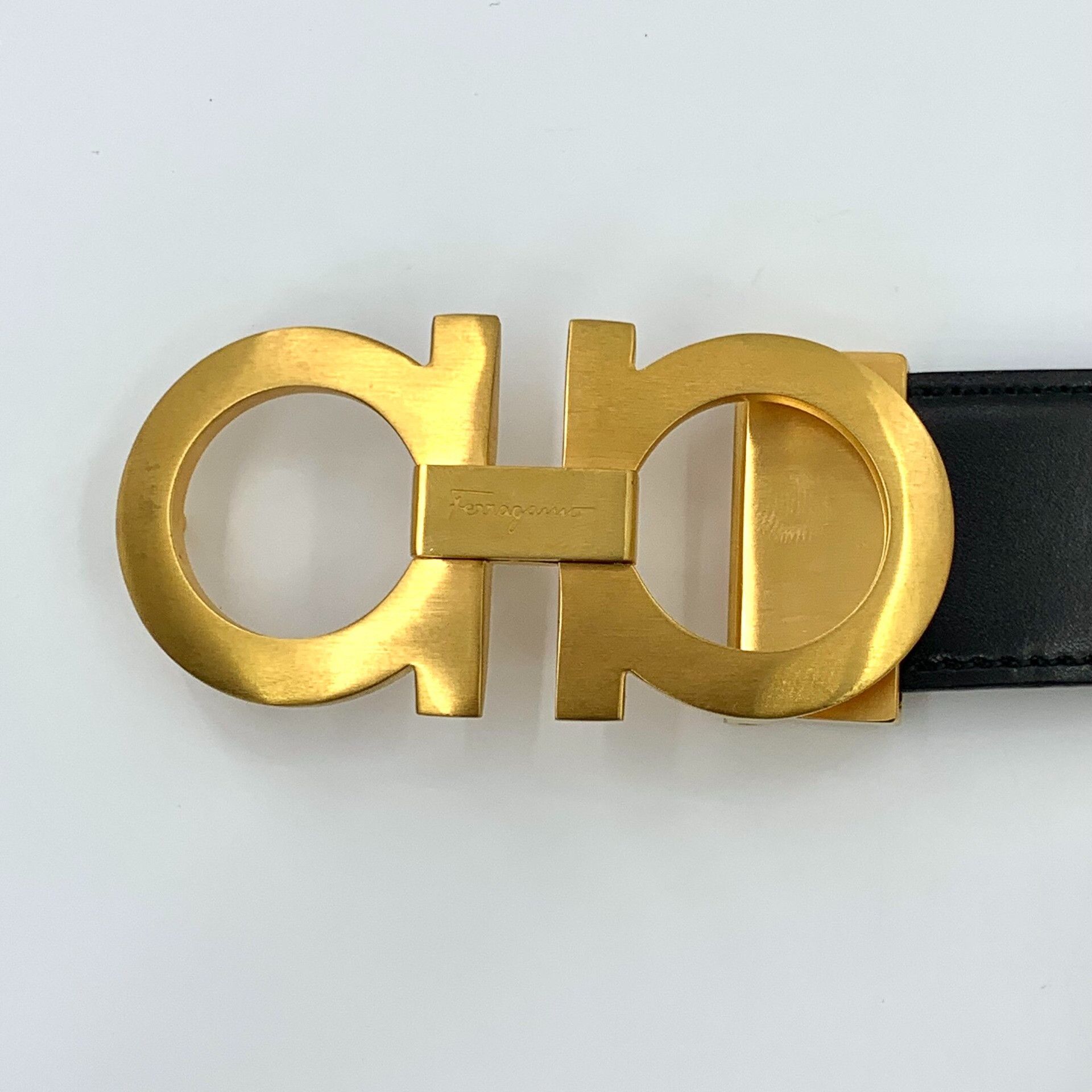 Salvatore Ferragamo Salvatore Ferragamo Gancini Logo Leather Belt 42 Size 42 - 8 Thumbnail