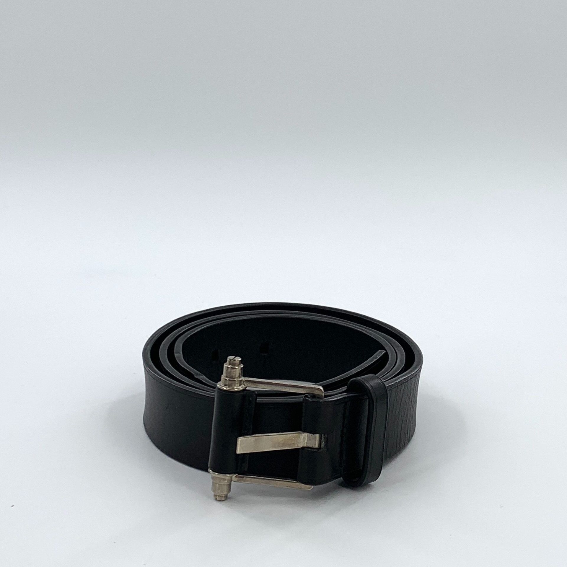 Givenchy Givenchy Smooth Buckle Leather Belt 42 Size 42 - 2 Thumbnail