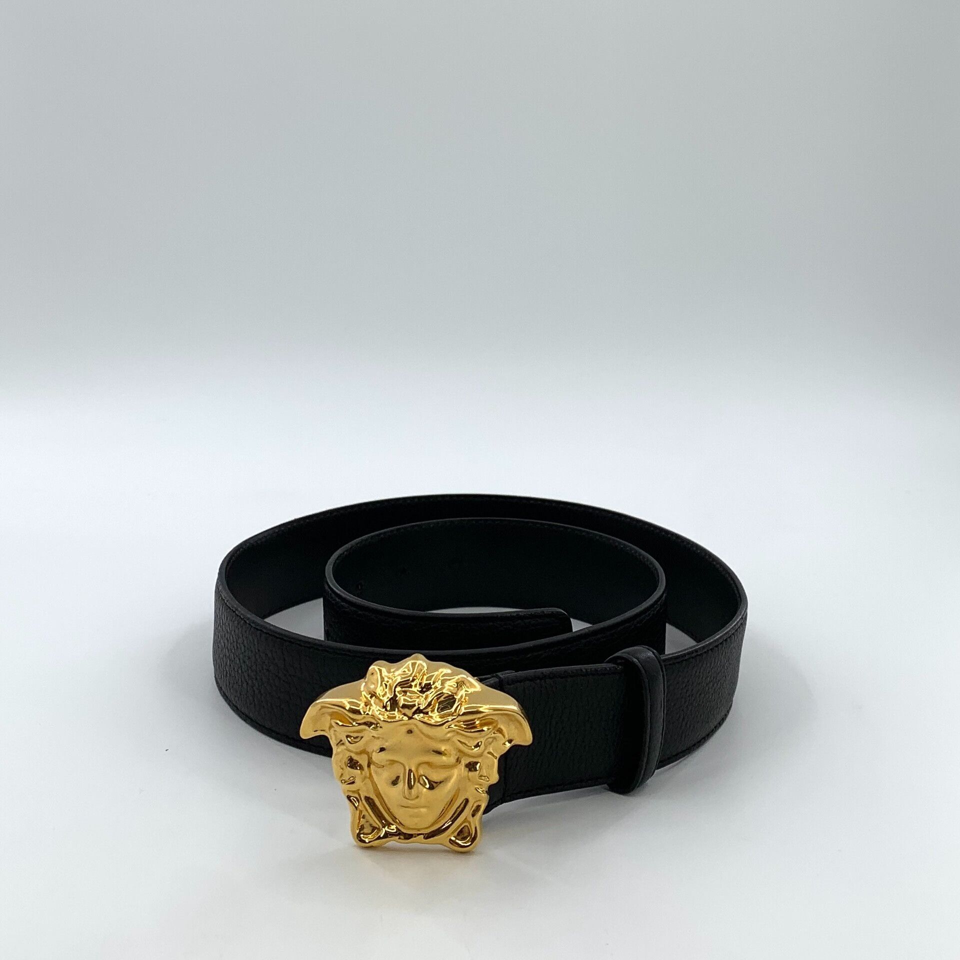 Versace Versace Gold Medusa Buckle Pebbled Leather Belt 104cm Size ONE SIZE - 3 Thumbnail