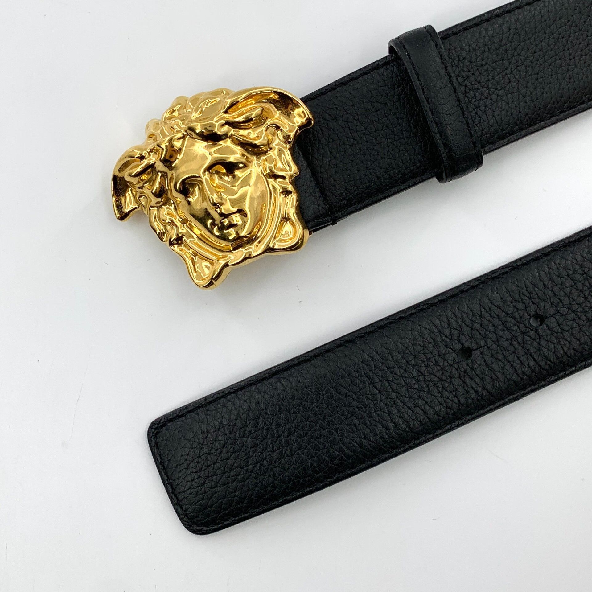 Versace Versace Gold Medusa Buckle Pebbled Leather Belt 104cm Size ONE SIZE - 5 Thumbnail