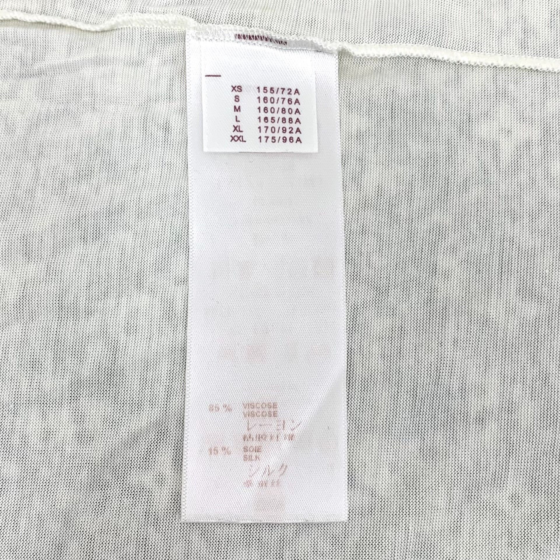 Louis Vuitton Louis Vuitton Monogram Print T-Shirt M Size M / US 6-8 / IT 42-44 - 7 Thumbnail