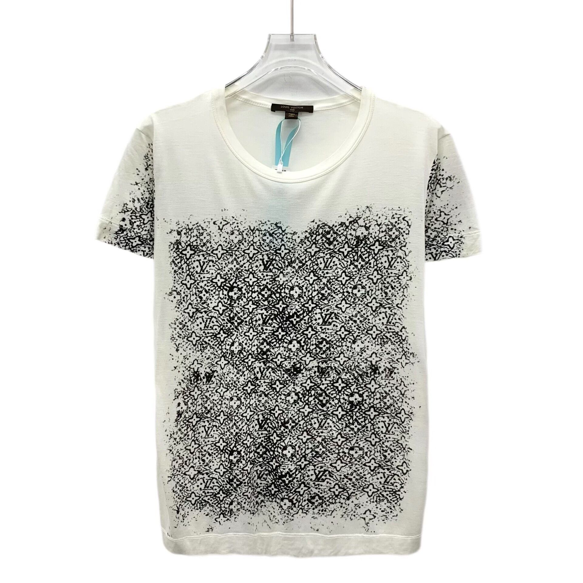 Louis Vuitton Louis Vuitton Monogram Print T-Shirt M Size M / US 6-8 / IT 42-44 - 2 Thumbnail