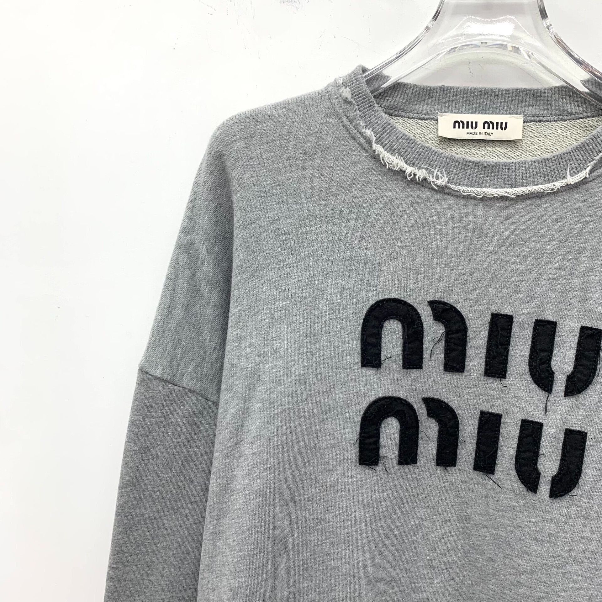 Miu Miu Miu Miu Cropped Logo Sweatshirt S Size S / US 4 / IT 40 - 4 Thumbnail