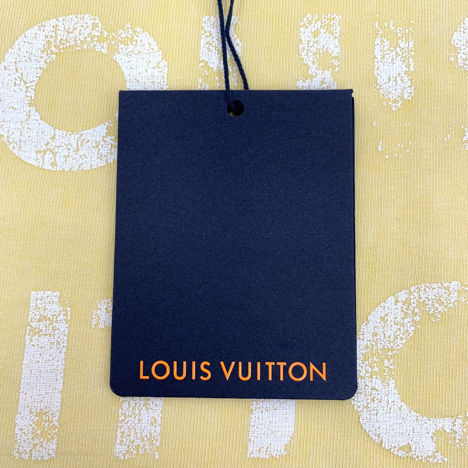 Louis Vuitton Louis Vuitton Chain Logo Distressed T-Shirt S Size S / US 4 / IT 40 - 7 Thumbnail