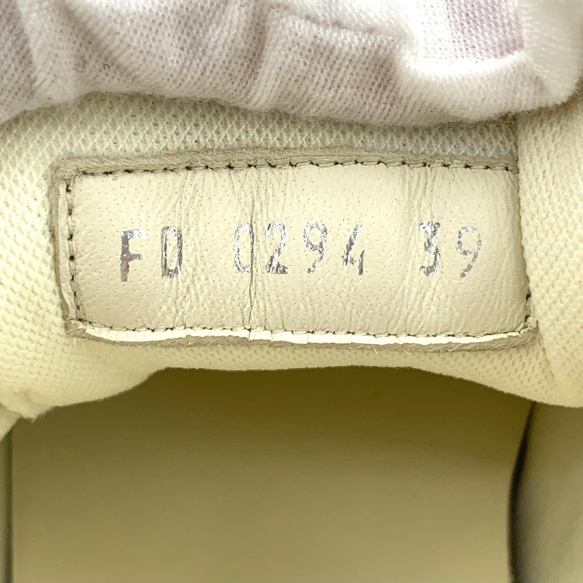 Louis Vuitton Louis Vuitton Rush Technical Low-Top Sneakers EU 39 Size US 6 / EU 39 - 7 Thumbnail