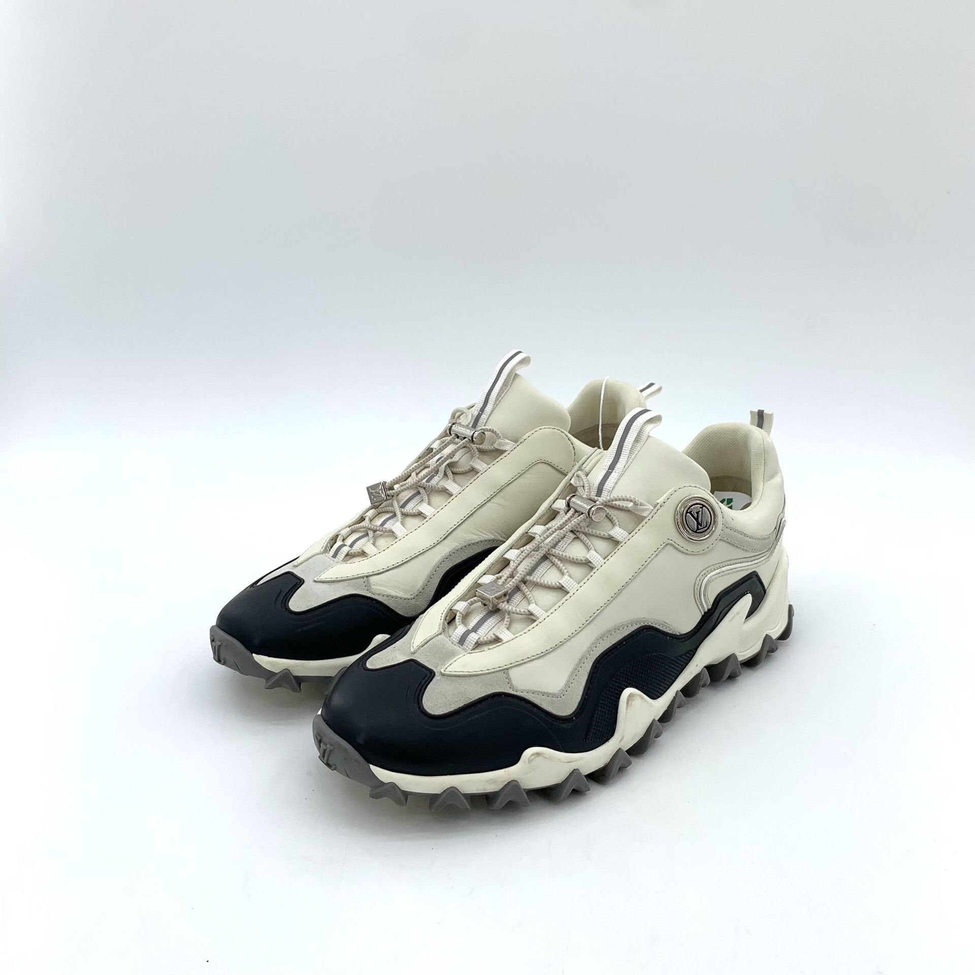 Louis Vuitton Louis Vuitton Rush Technical Low-Top Sneakers EU 39 Size US 6 / EU 39 - 2 Thumbnail