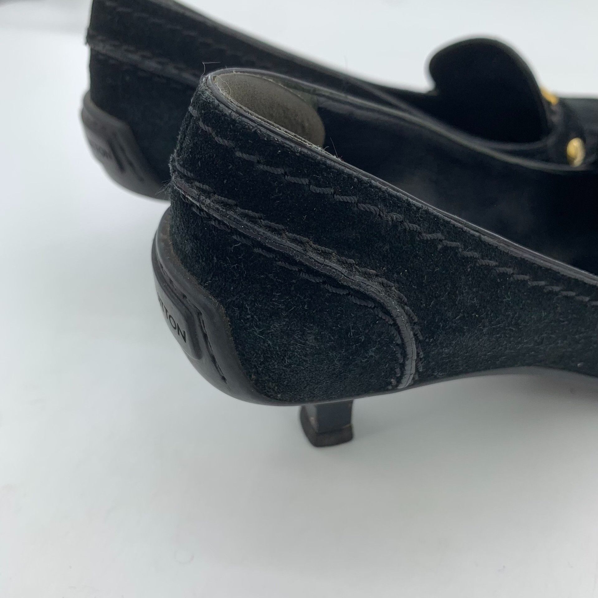Louis Vuitton Louis Vuitton Suede Buckle Heels IT 37 Size US 7 / IT 37 - 9 Thumbnail