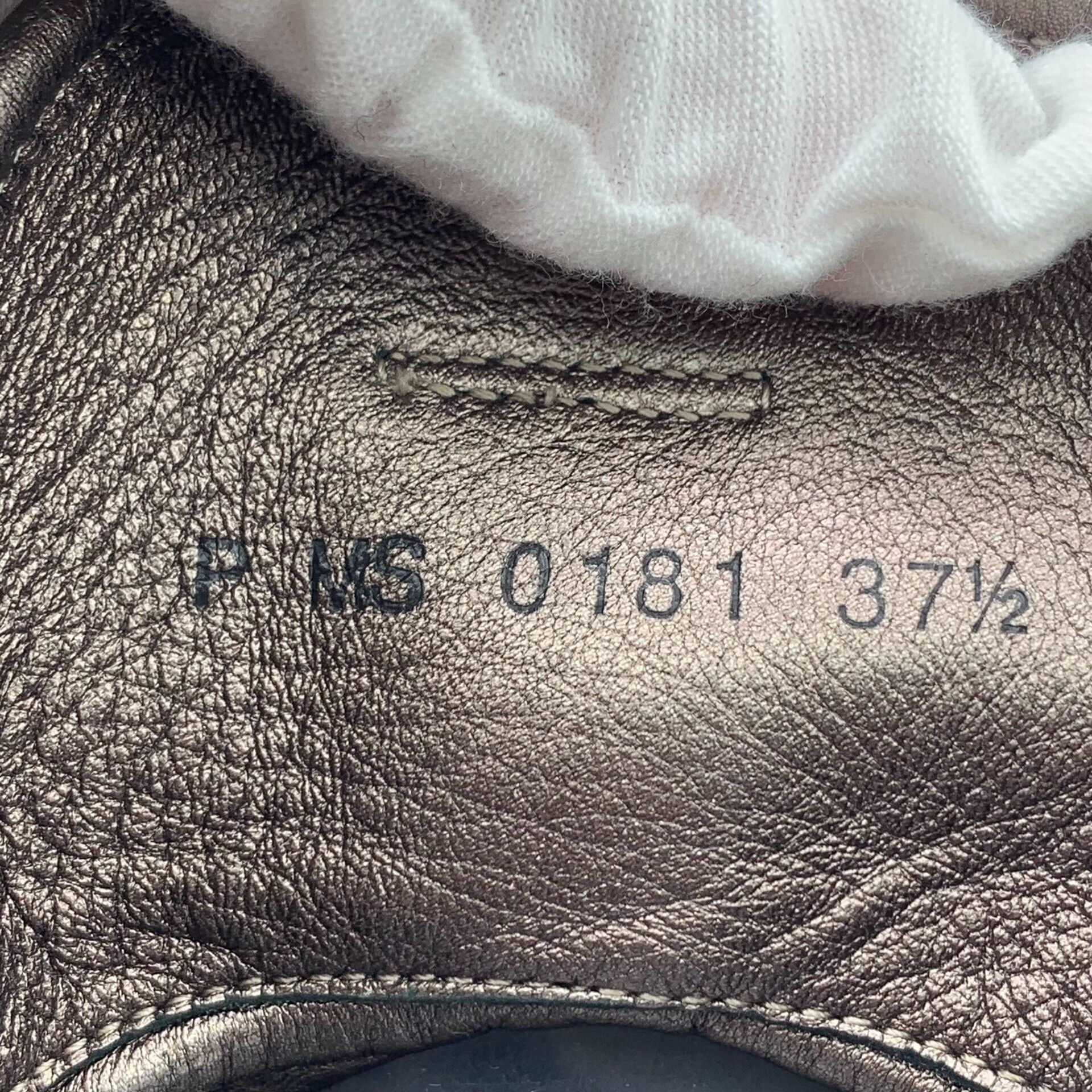 Louis Vuitton Louis Vuitton Monogram Suede Mid Sneakers 37.5 Size US 7.5 / IT 37.5 - 7 Thumbnail