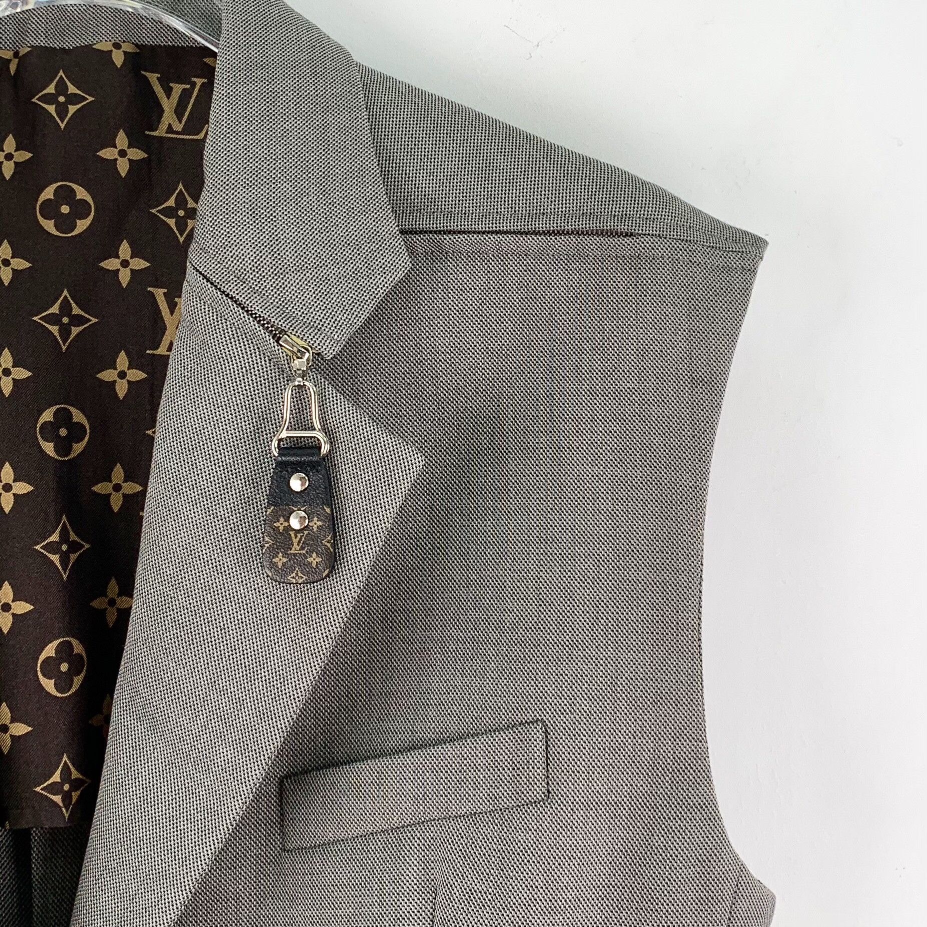Louis Vuitton Louis Vuitton Monogram Lined Tailored Vest 36 Size XS / US 0-2 / IT 36-38 - 4 Thumbnail