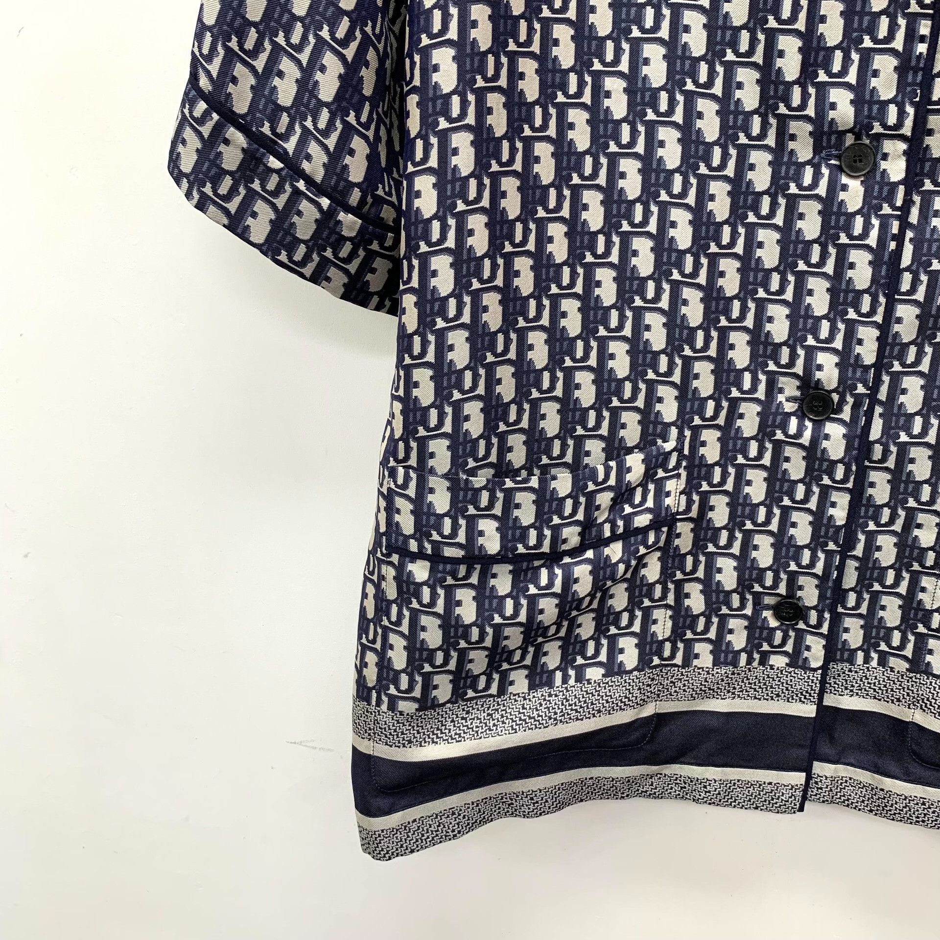 Dior Dior Oblique Silk Short Sleeve Shirt 42 Size M / US 6-8 / IT 42-44 - 5 Thumbnail
