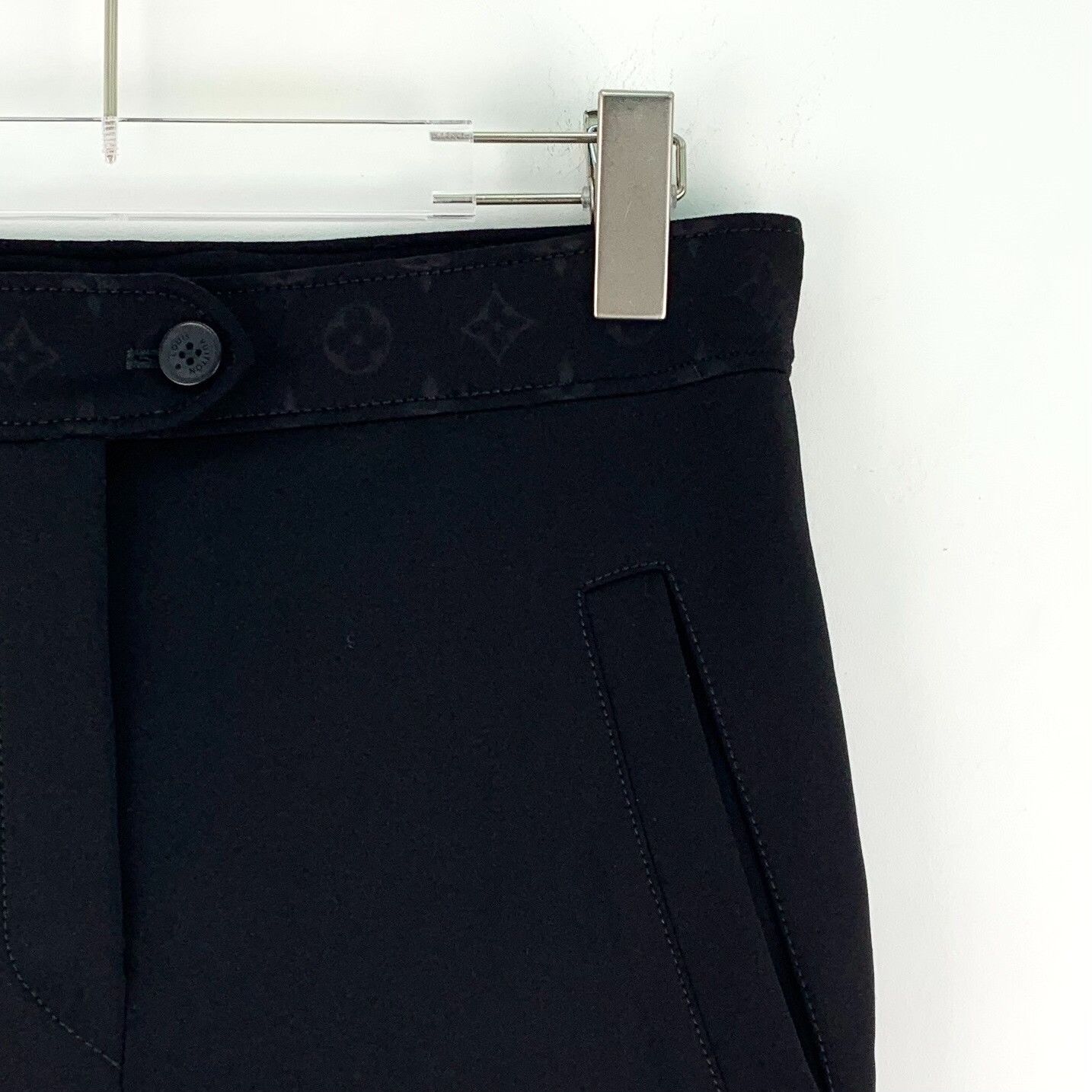 Louis Vuitton Louis Vuitton Monogram Pocket Joggers Size 38 Size 27" / US 4 / IT 40 - 4 Thumbnail