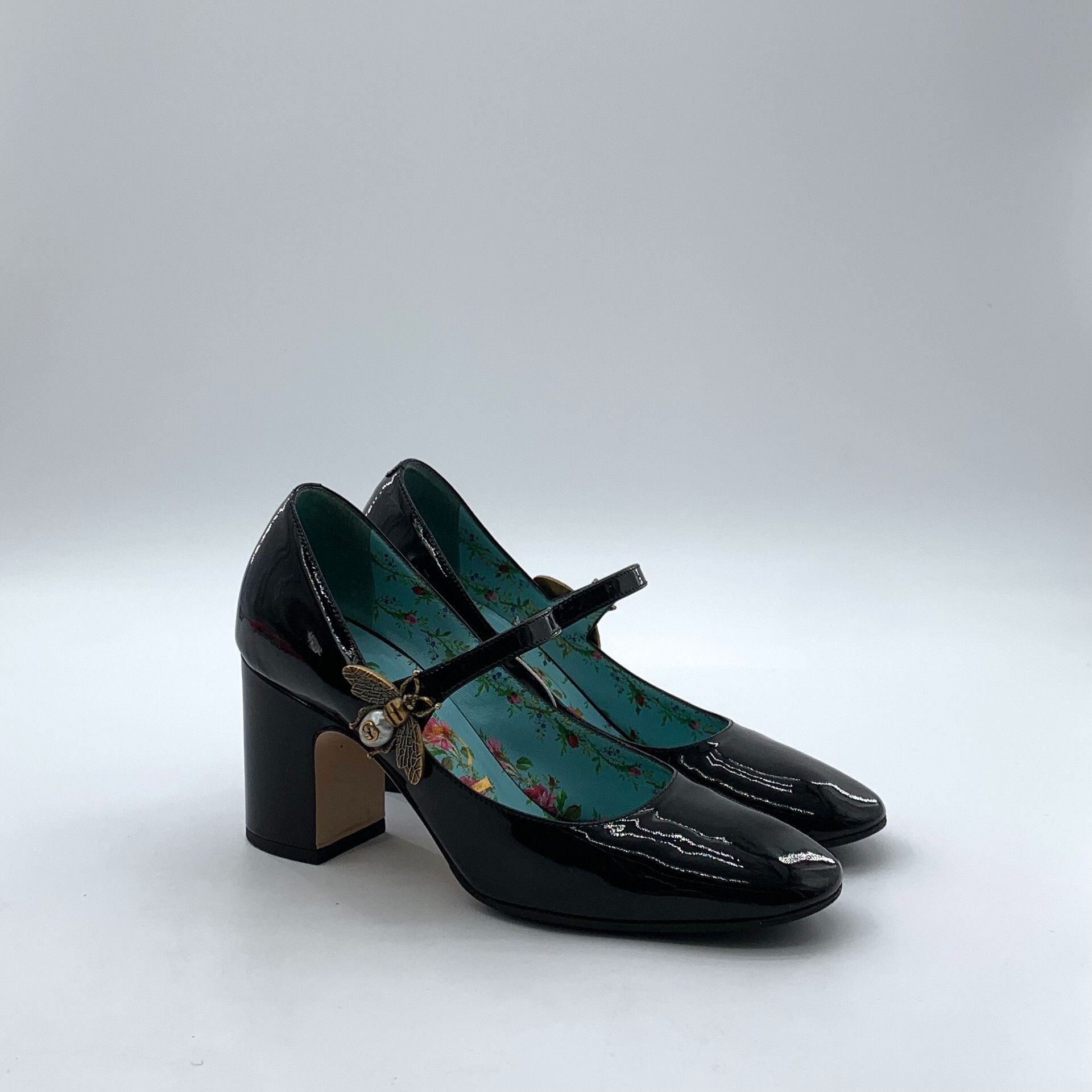 Gucci Gucci Bee Pearl Patent Leather Heels 35.5 Size US 5.5 / IT 35.5 - 3 Thumbnail