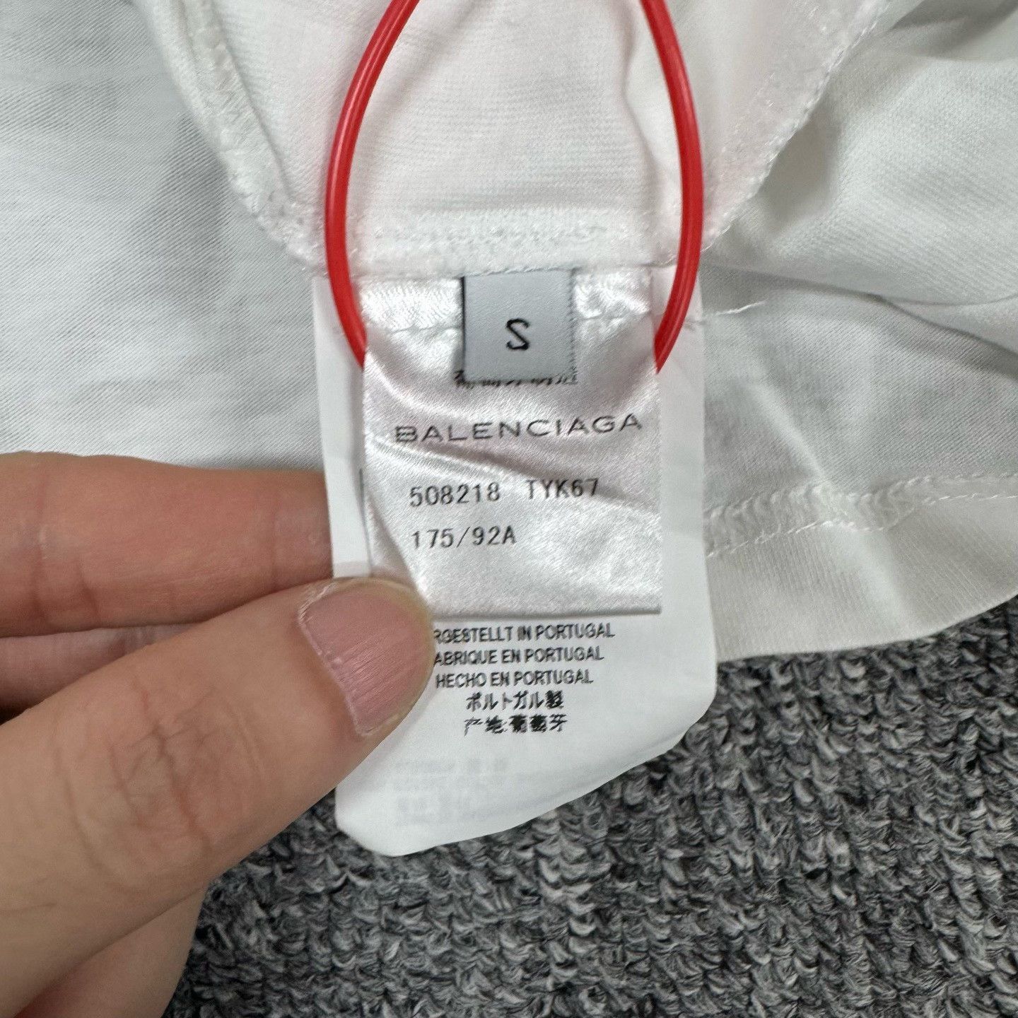 Balenciaga Balenciaga Europe 2018 Print Pocket T-Shirt S Size US S / EU 44-46 / 1 - 7 Thumbnail