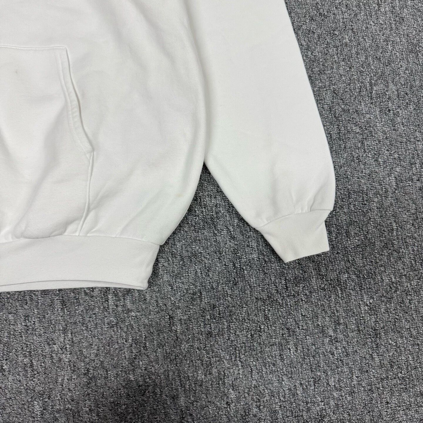 Balenciaga Balenciaga Laurel Logo Print Hoodie White Size S Size US S / EU 44-46 / 1 - 4 Thumbnail