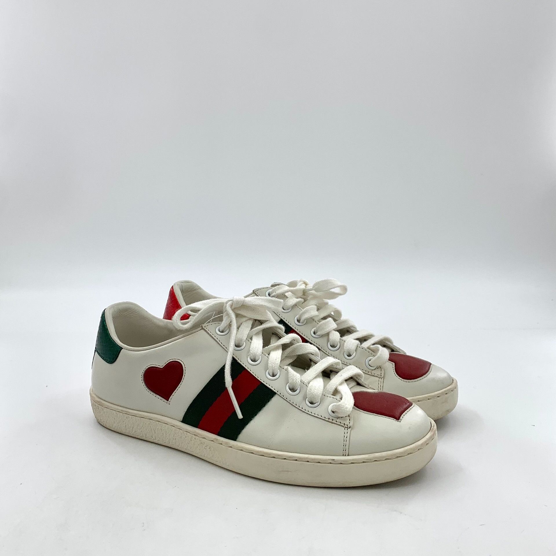 Gucci Gucci Ace Heart Patch Sneakers Size 36.5 Size US 6.5 / IT 36.5 - 3 Thumbnail