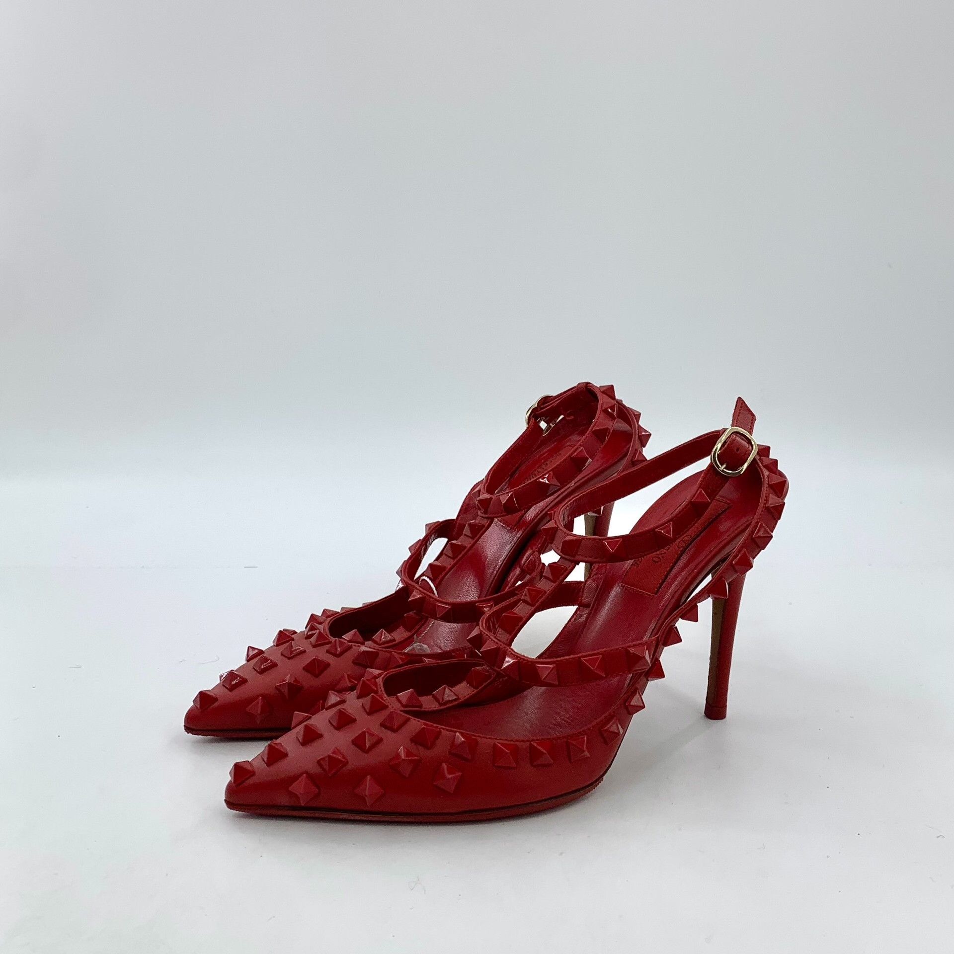Valentino Valentino Rockstud Rouge Pointed Toe Heels 36.5 Size US 6.5 / IT 36.5 - 2 Thumbnail