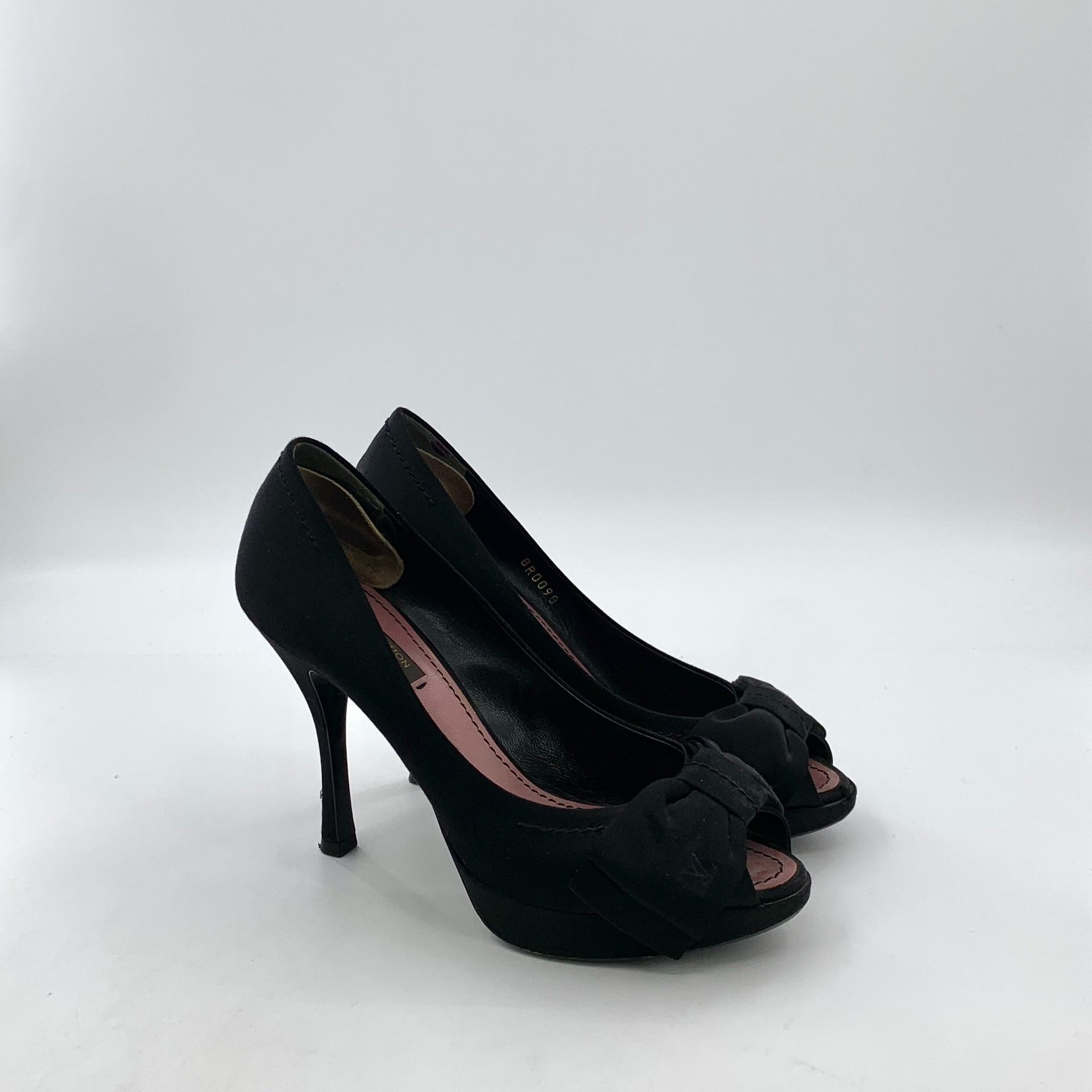 Louis Vuitton Louis Vuitton Satin Bow Peep Toe Heels Size 36 Size US 6 / IT 36 - 3 Thumbnail