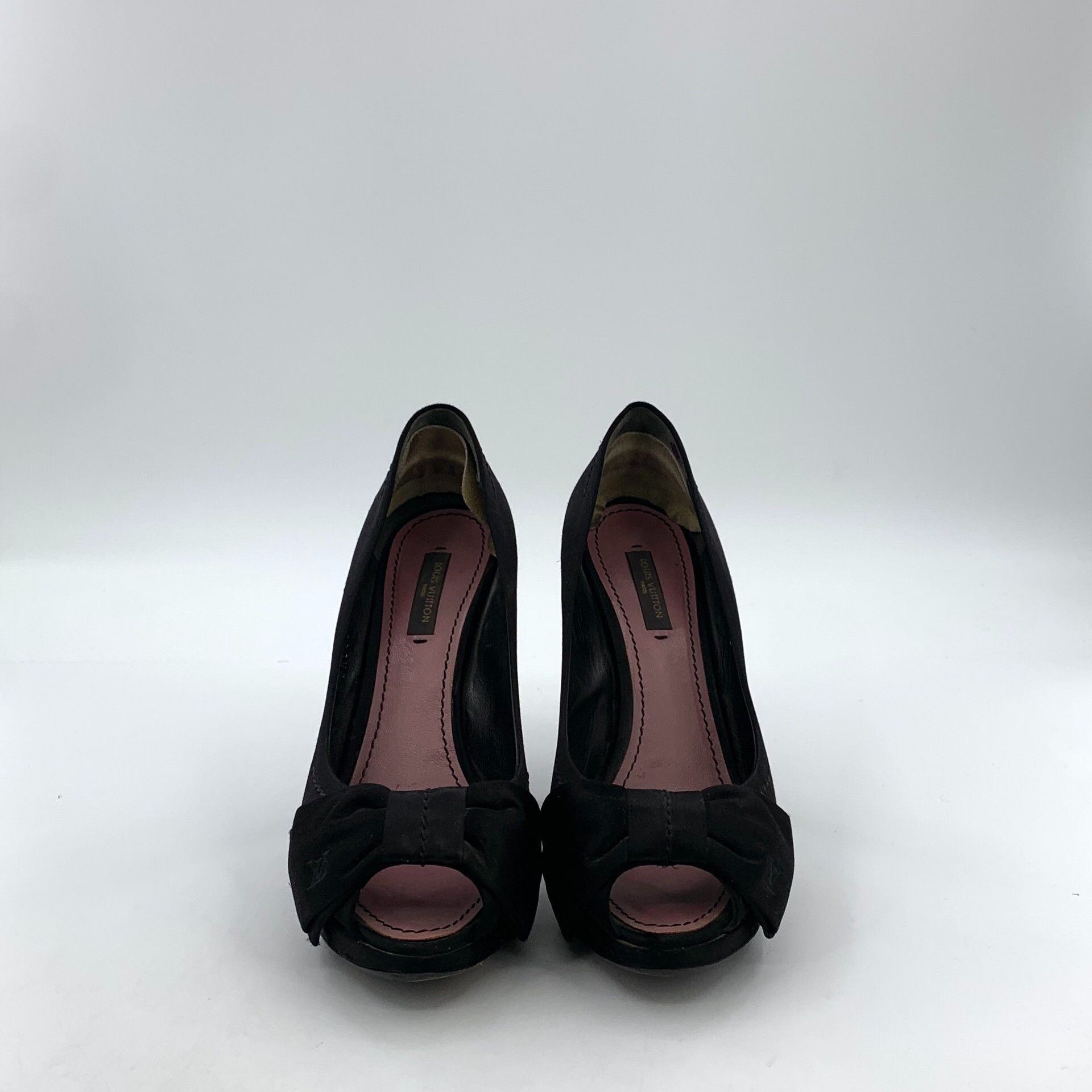 Louis Vuitton Louis Vuitton Satin Bow Peep Toe Heels Size 36 Size US 6 / IT 36 - 4 Thumbnail