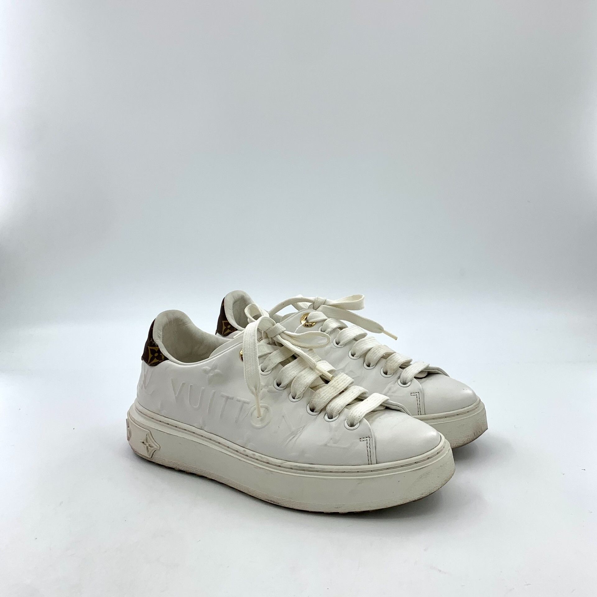 Louis Vuitton Louis Vuitton Time Out Logo Sneakers IT 35 Size US 5 / IT 35 - 3 Thumbnail