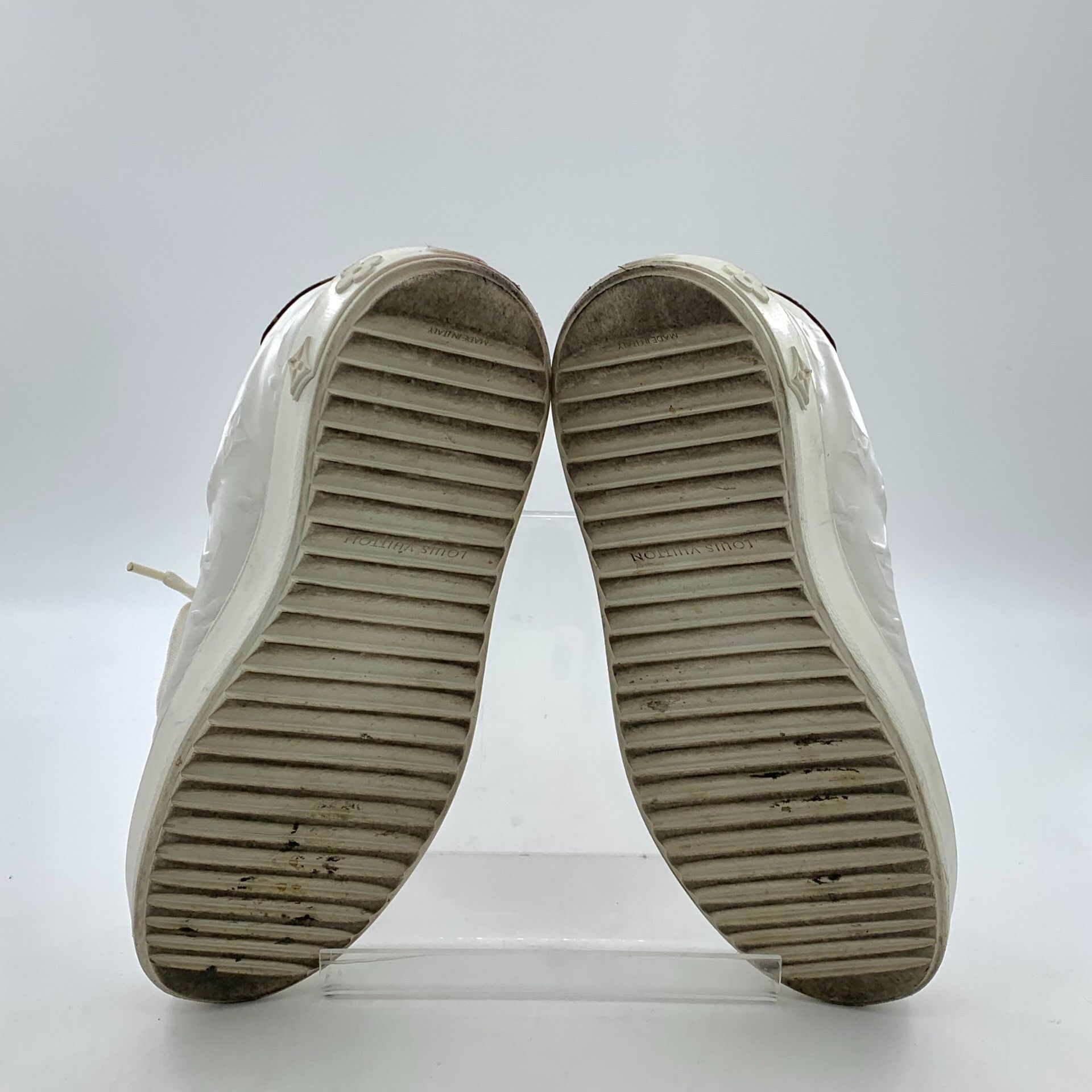 Louis Vuitton Louis Vuitton Time Out Logo Sneakers IT 35 Size US 5 / IT 35 - 6 Thumbnail