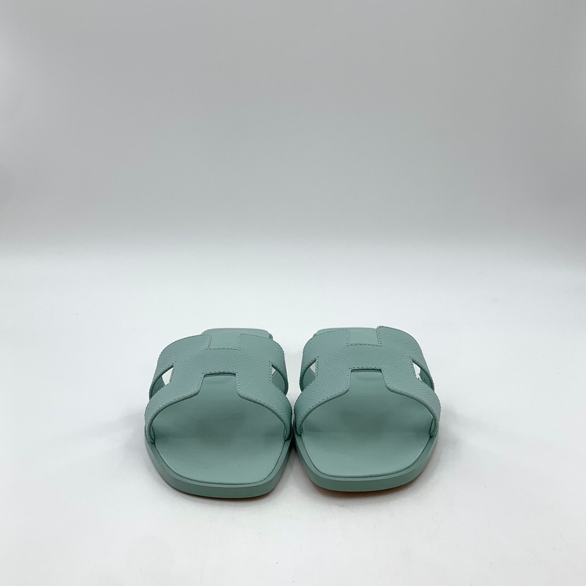 Hermes Hermes Seafoam Green Oran Sandals 38 Size US 8 / IT 38 - 4 Thumbnail