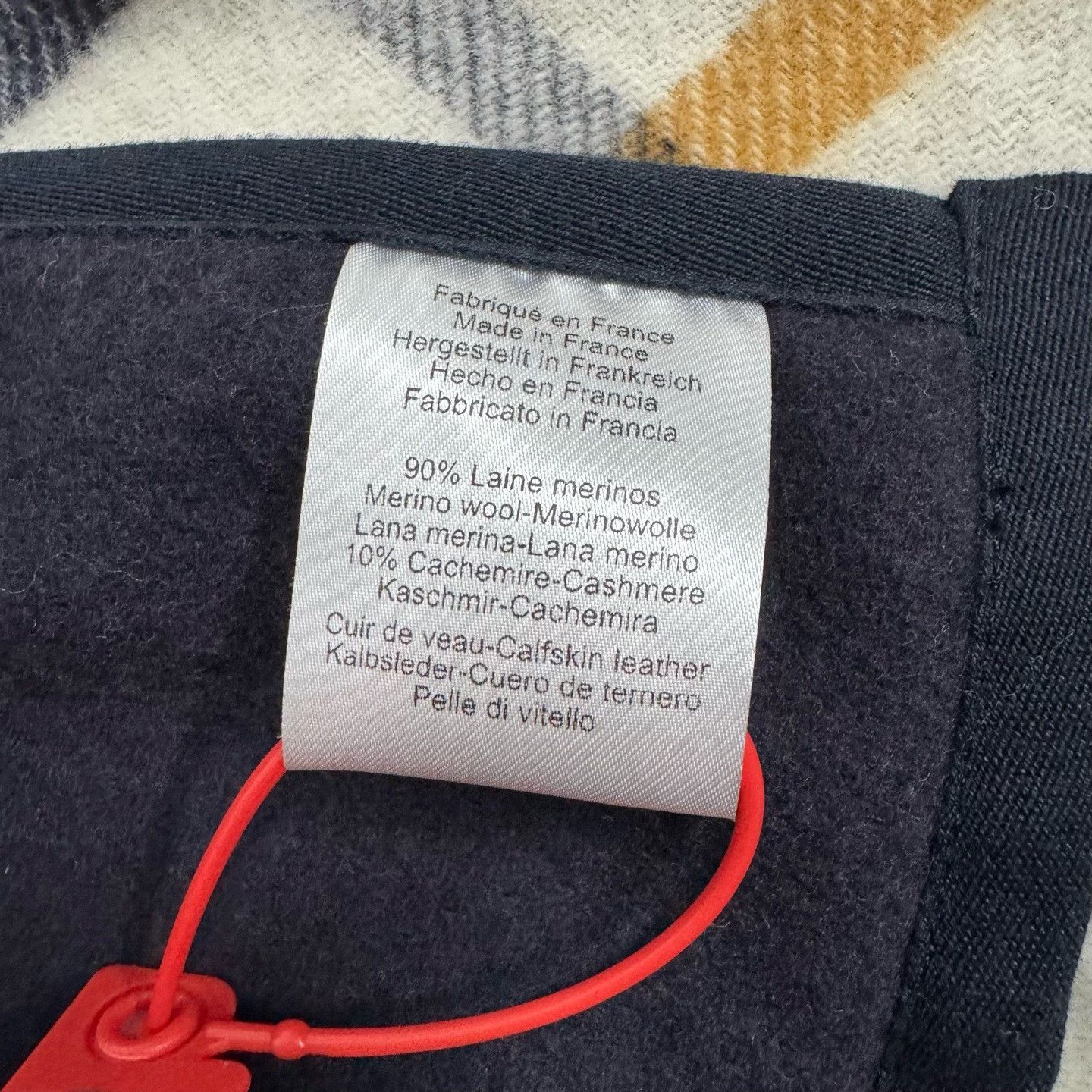 Hermes Hermes Reversible Wool Cashmere Check Cape ONE SIZE Size ONE SIZE - 7 Thumbnail