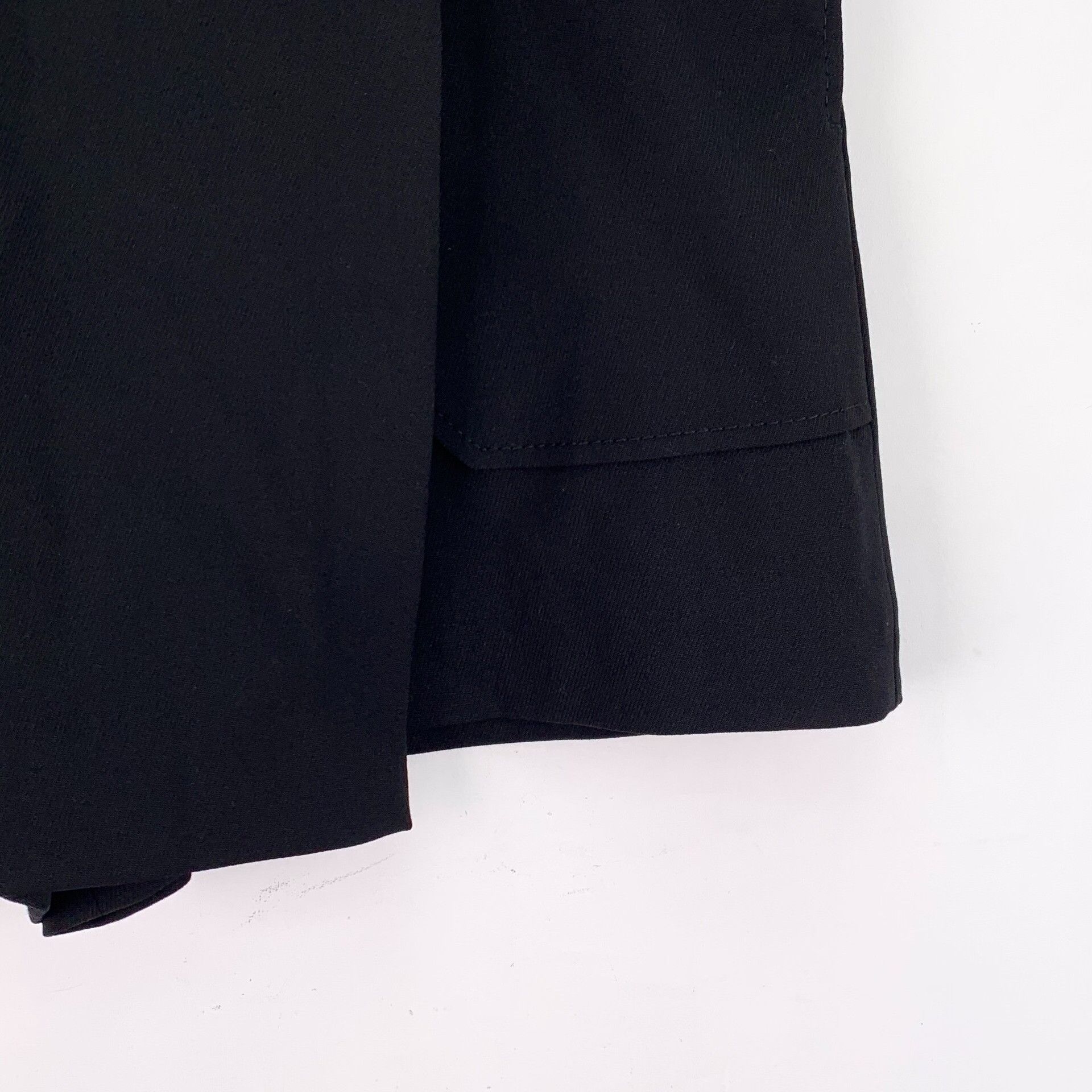 Hermes Hermes Black Buckle Detail Wrap Shorts FR 36 Size 26" / US 2 / IT 38 - 5 Thumbnail
