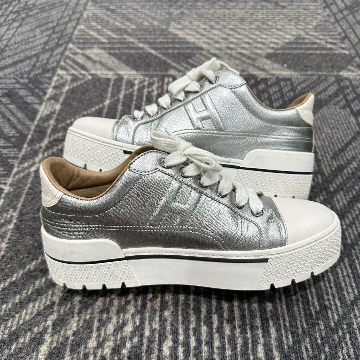 Hermes Hermes Silver Platform Low-Top Sneakers 37 Size US 7 / IT 37 - 6 Thumbnail