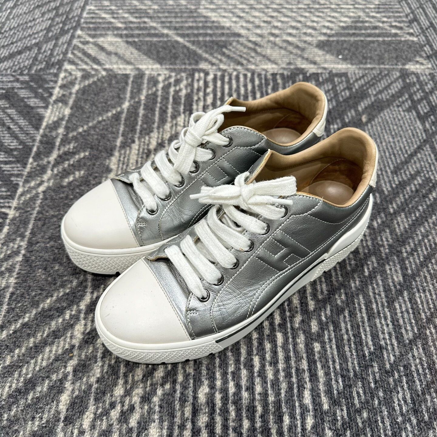 Hermes Hermes Silver Platform Low-Top Sneakers 37 Size US 7 / IT 37 - 2 Thumbnail