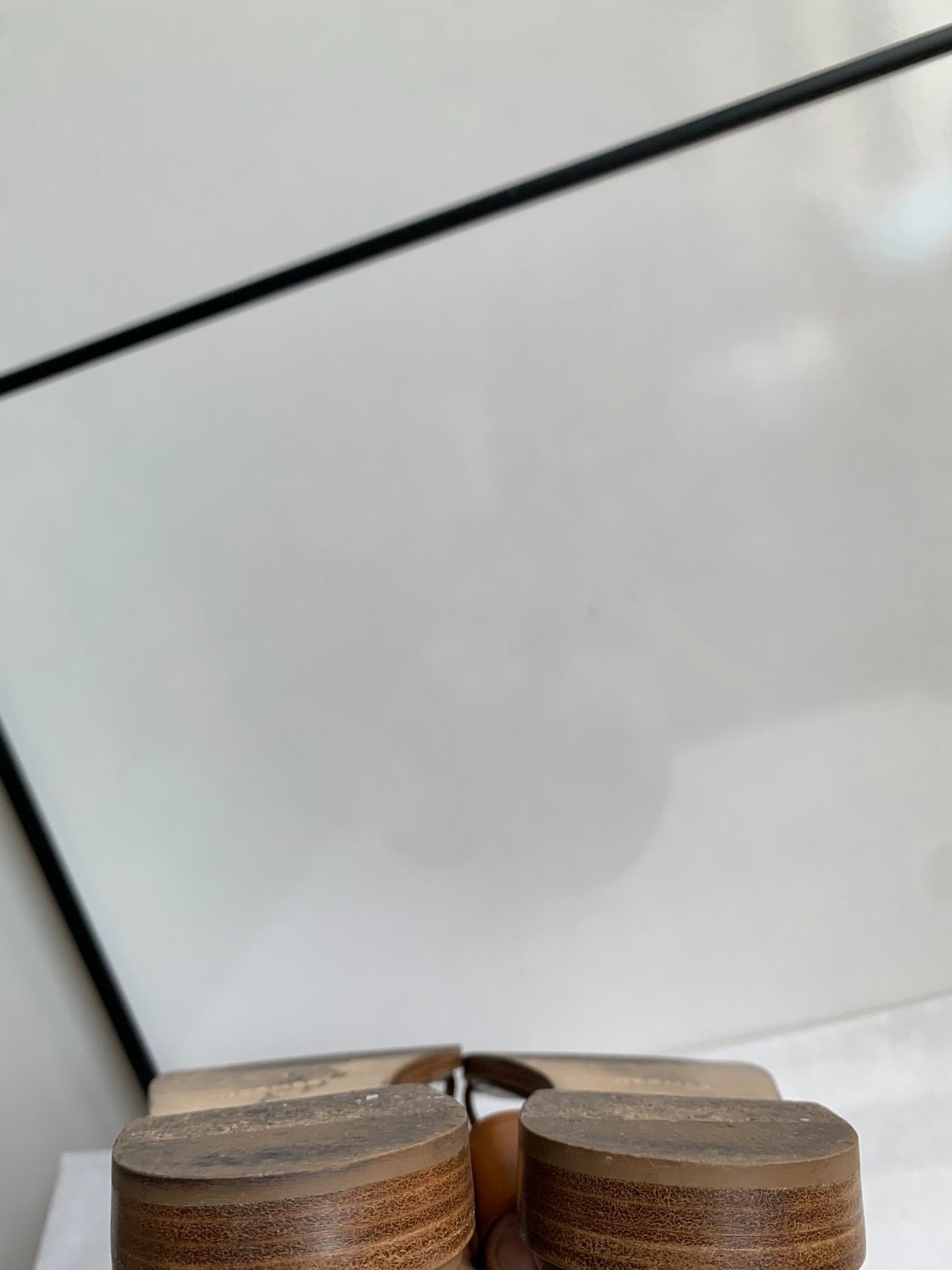 Hermes Hermes Gold Leather Chaine d'Ancre Sandals 36.5 Size US 6.5 / IT 36.5 - 8 Thumbnail