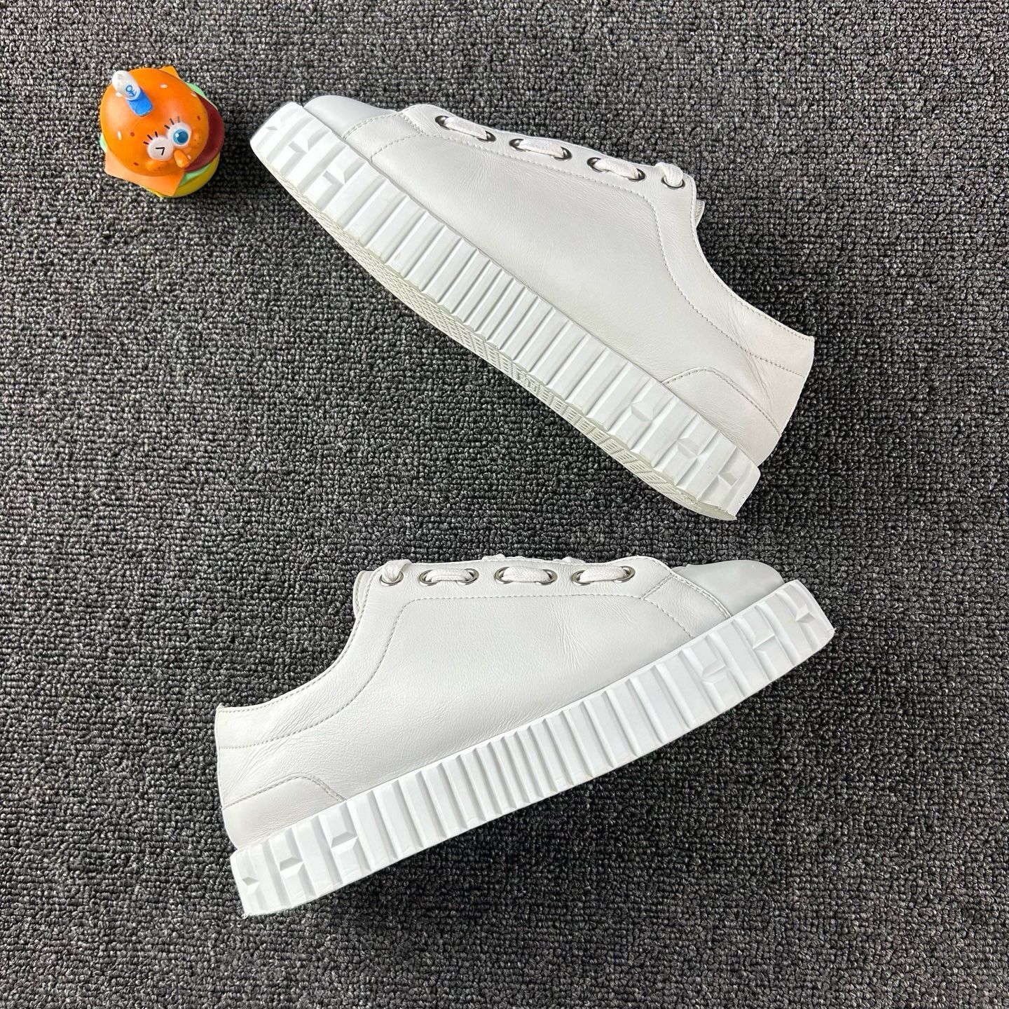 Hermes Hermes White Leather Platform Sneakers 35 Size US 5 / IT 35 - 5 Thumbnail