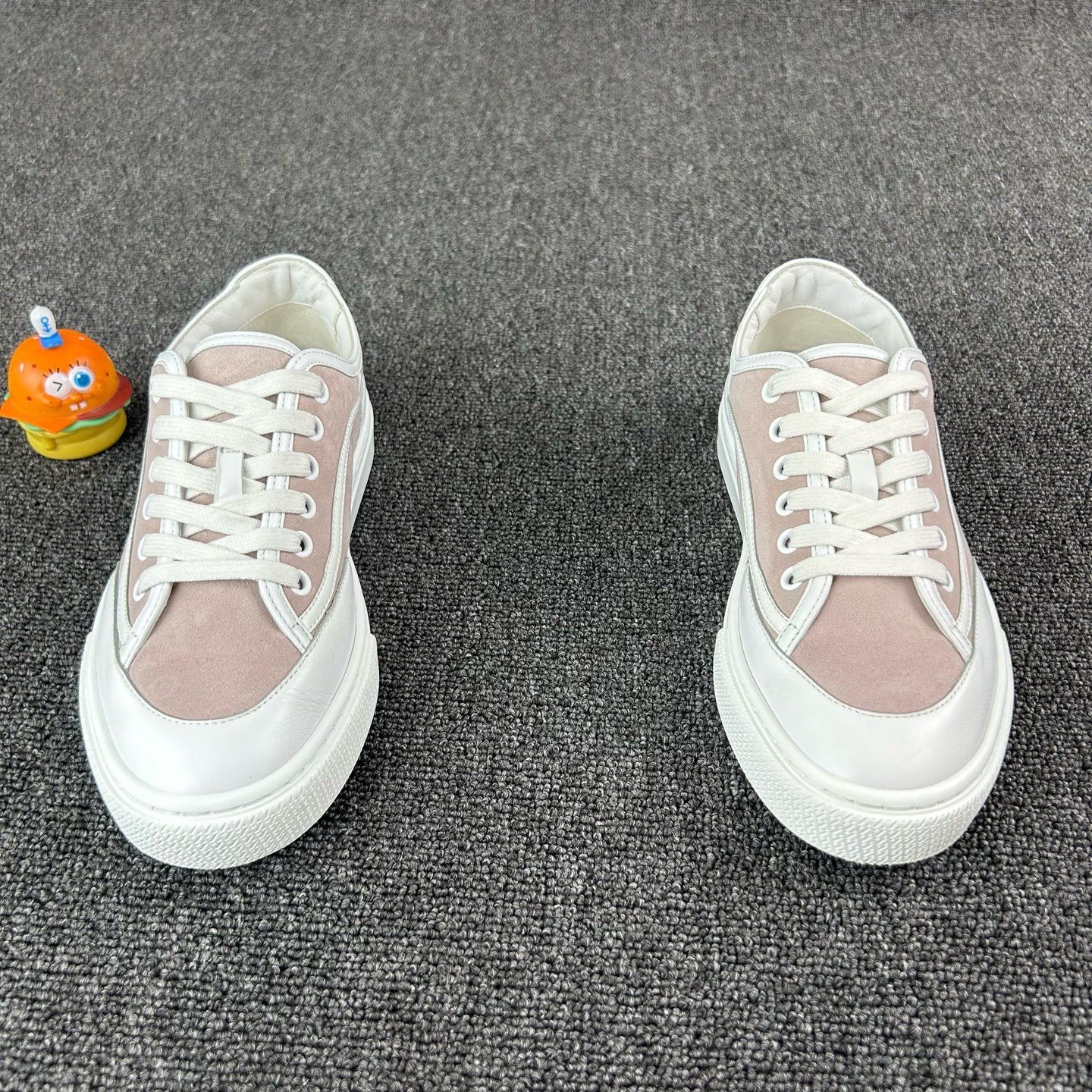 Hermes Hermès Canvas Logo Low-Top Sneakers 37 Size US 6 / IT 36 - 7 Thumbnail