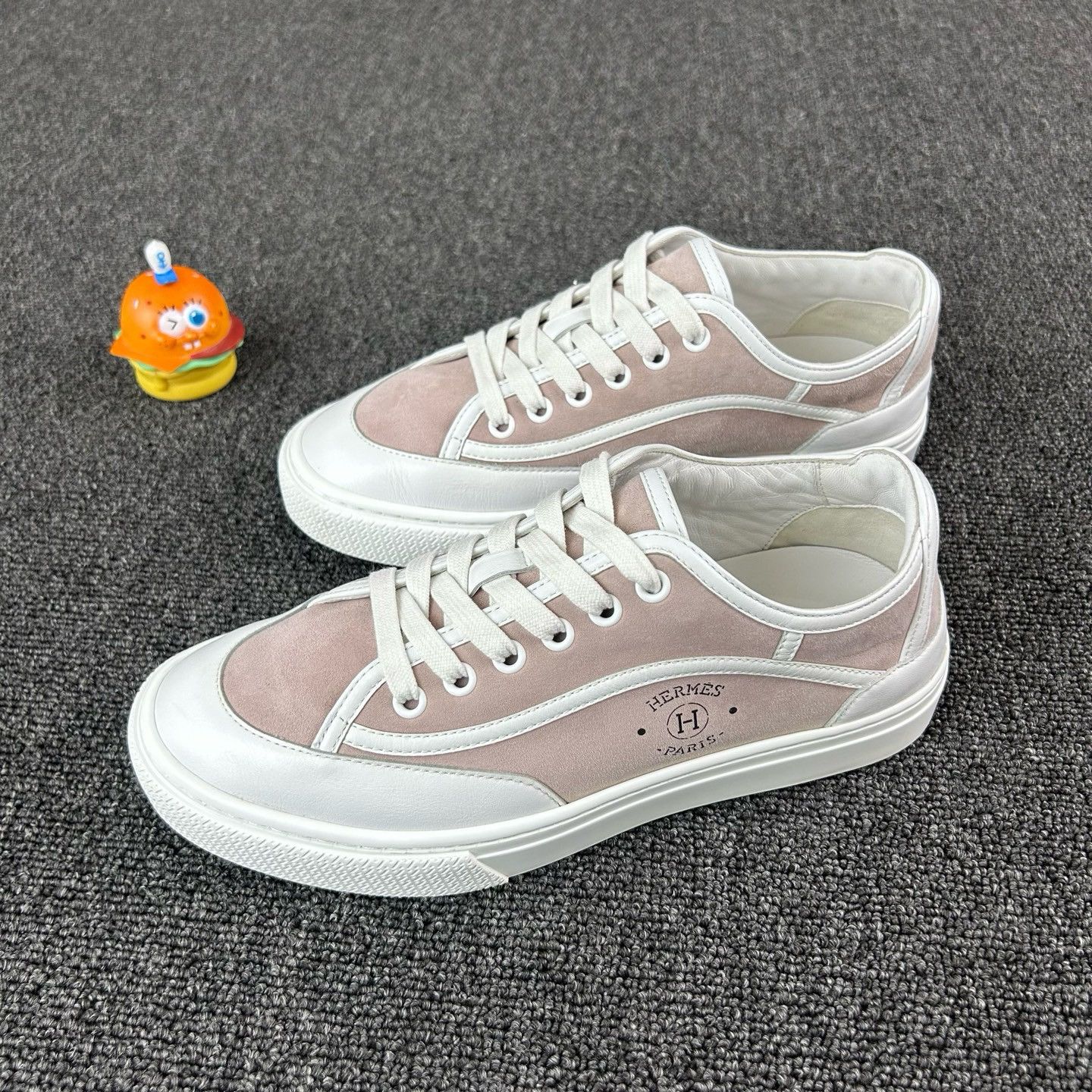 Hermes Hermès Canvas Logo Low-Top Sneakers 37 Size US 6 / IT 36 - 2 Thumbnail