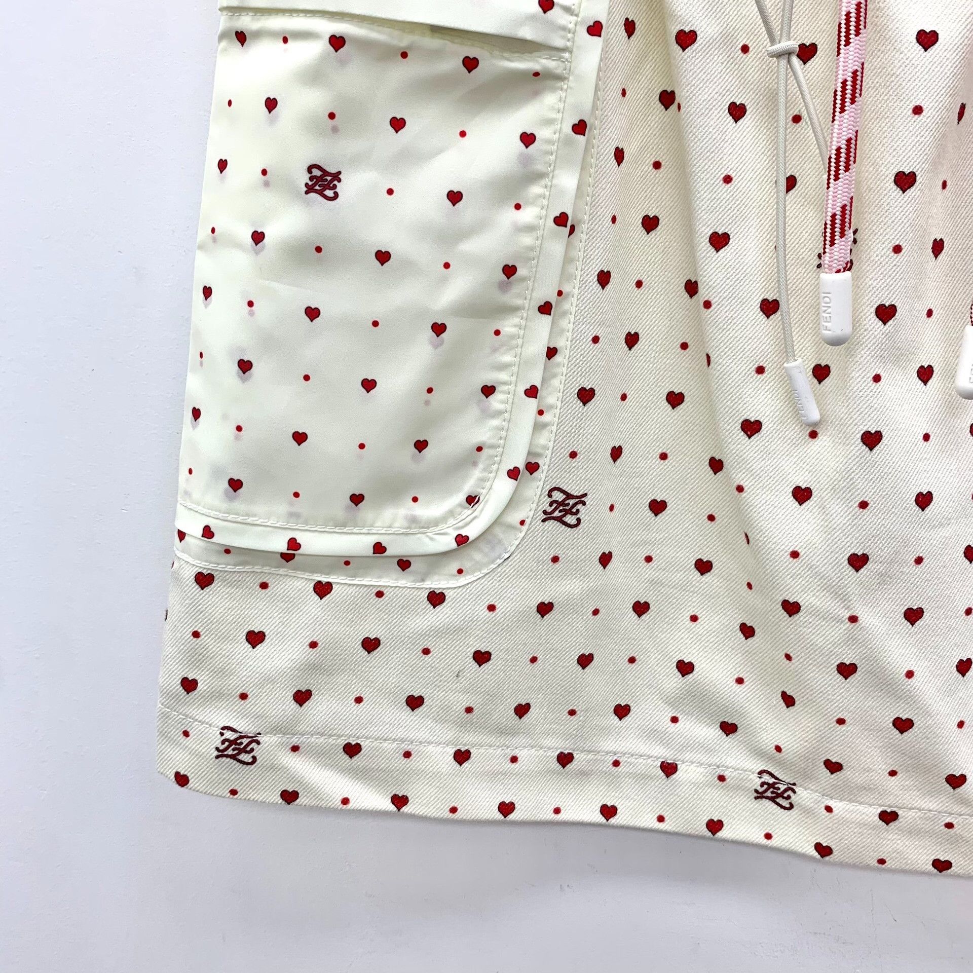 Fendi Fendi Heart Print Cotton Mini Skirt Size 42 Size 28" / US 6 / IT 42 - 5 Thumbnail