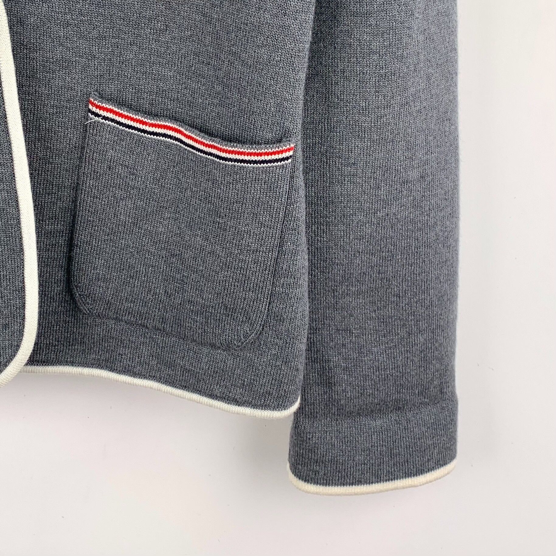 Thom Browne Thom Browne Wool Knit V-Neck Jacket Size 42 Size US XS / EU 42 / 0 - 5 Thumbnail