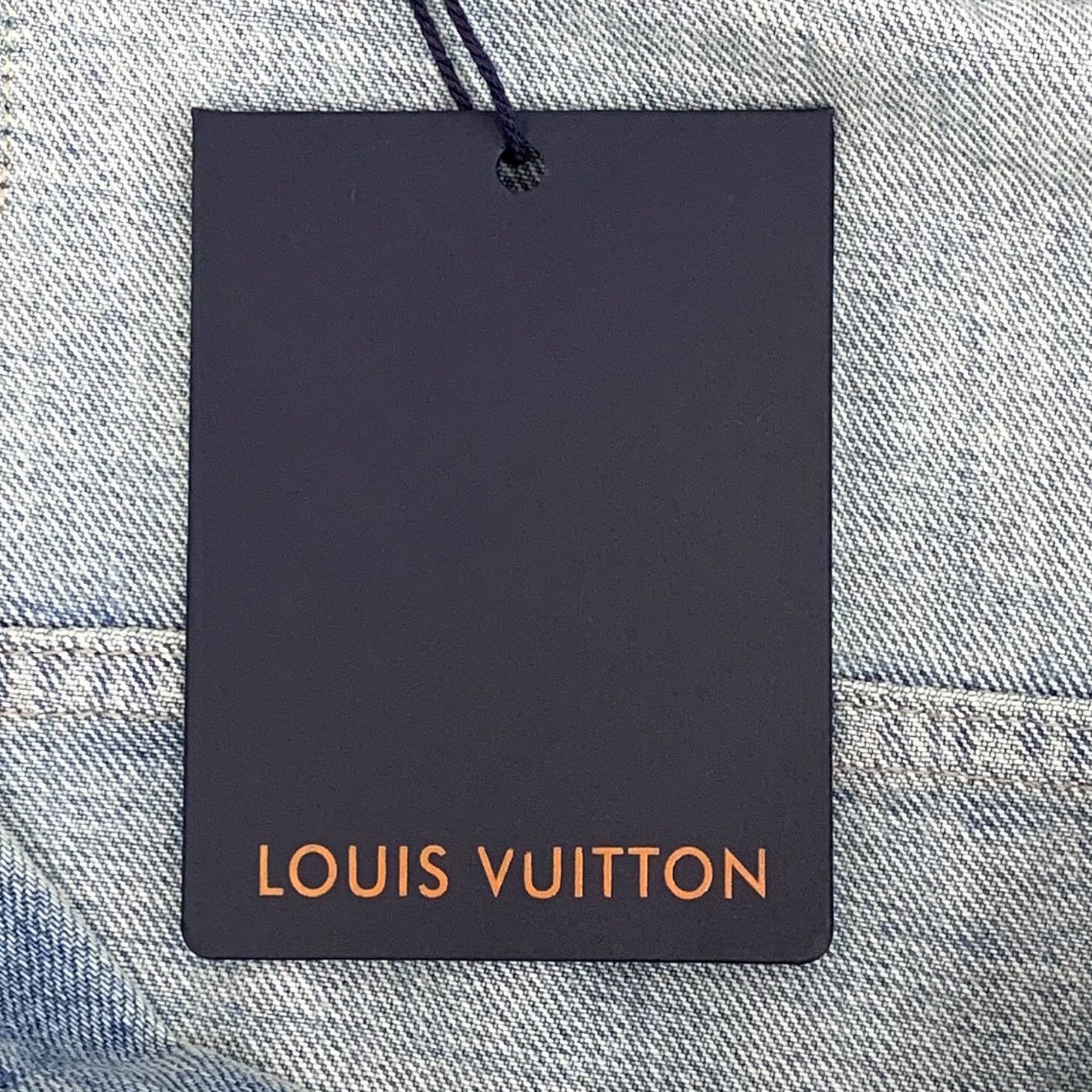 Louis Vuitton Louis Vuitton Logo Embroidered Denim Shirt L Size US L / EU 52-54 / 3 - 10 Thumbnail