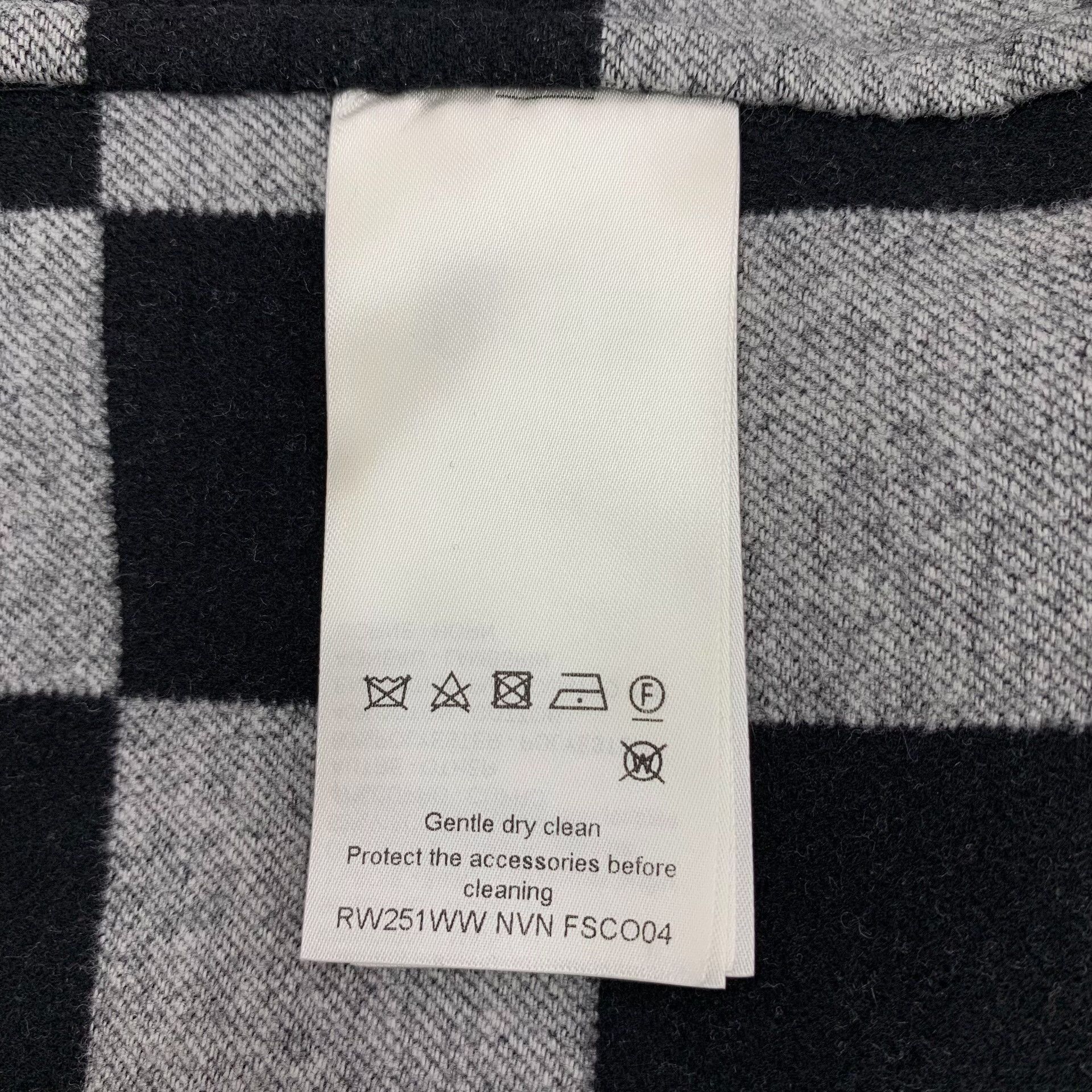 Louis Vuitton Louis Vuitton Damier Trim Wool Coat FR 32 Size XXS / US 00 / IT 34 - 8 Thumbnail