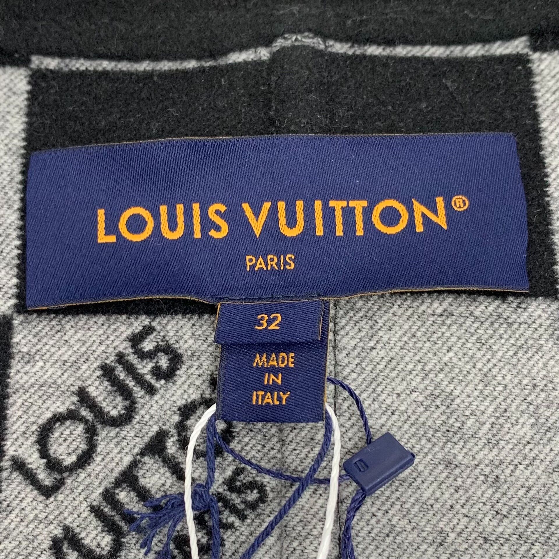 Louis Vuitton Louis Vuitton Damier Trim Wool Coat FR 32 Size XXS / US 00 / IT 34 - 6 Thumbnail