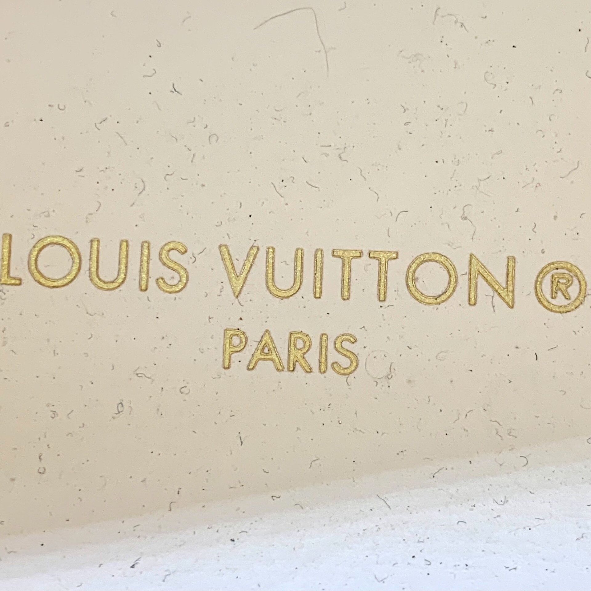 Louis Vuitton Louis Vuitton Squad Logo Hi-Top Sneakers IT 37.5 Size US 7.5 / IT 37.5 - 9 Thumbnail