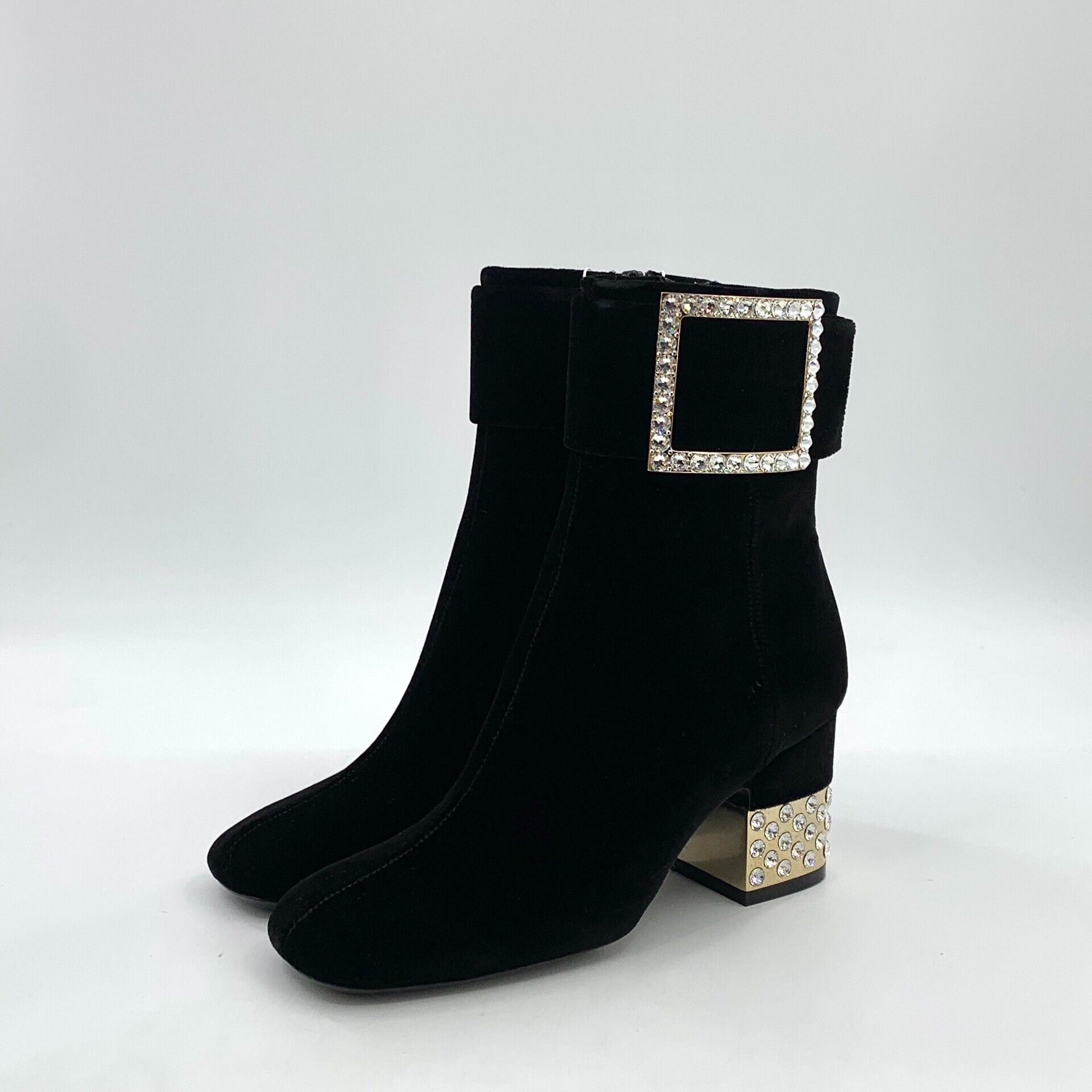 Roger Vivier Roger Vivier Crystal Buckle Suede Boots 34 Size US 4 / IT 34 - 2 Thumbnail