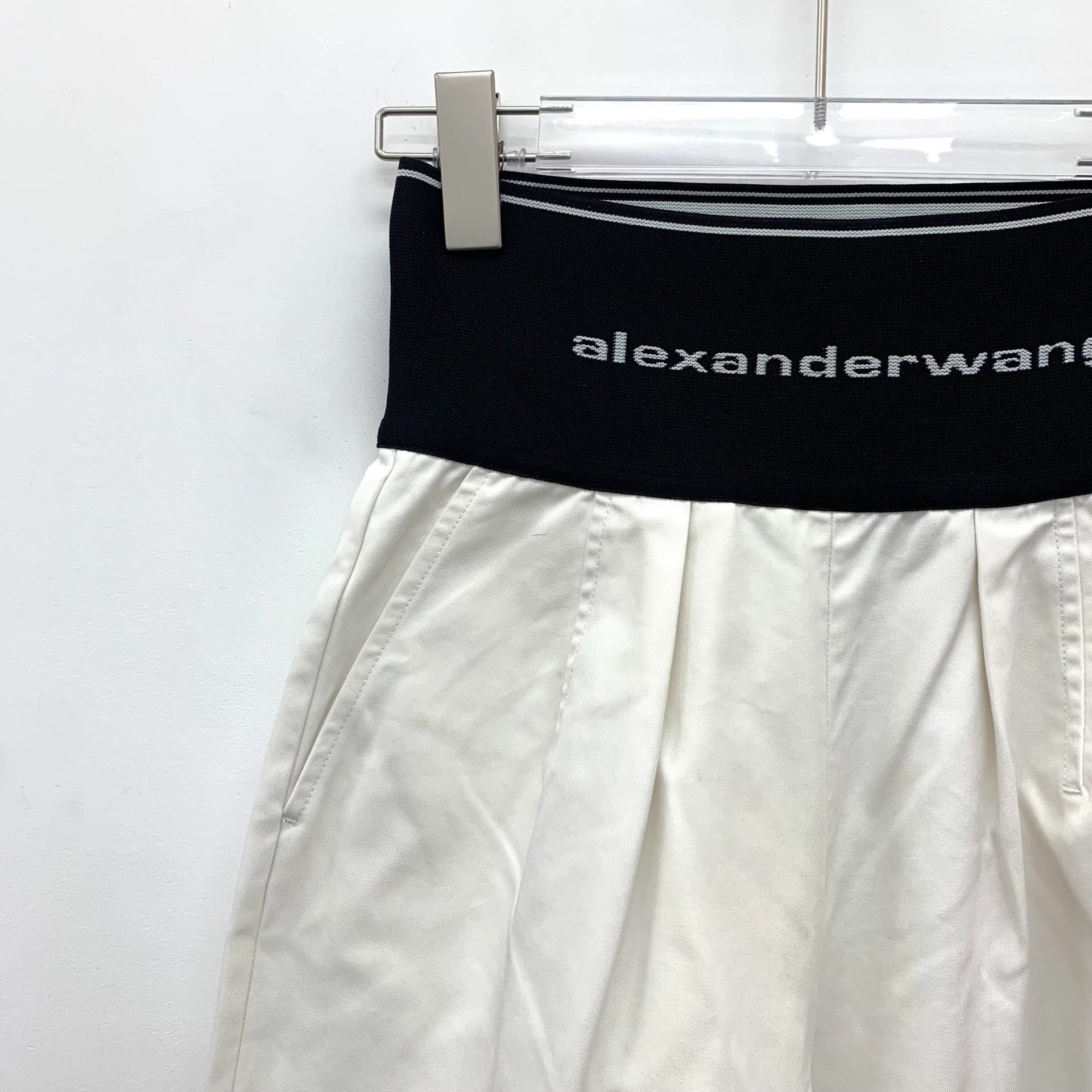 Alexander Wang Alexander Wang White Logo Elastic Waistband Pants 0 Size 25" / US 0 / IT 36 - 4 Thumbnail