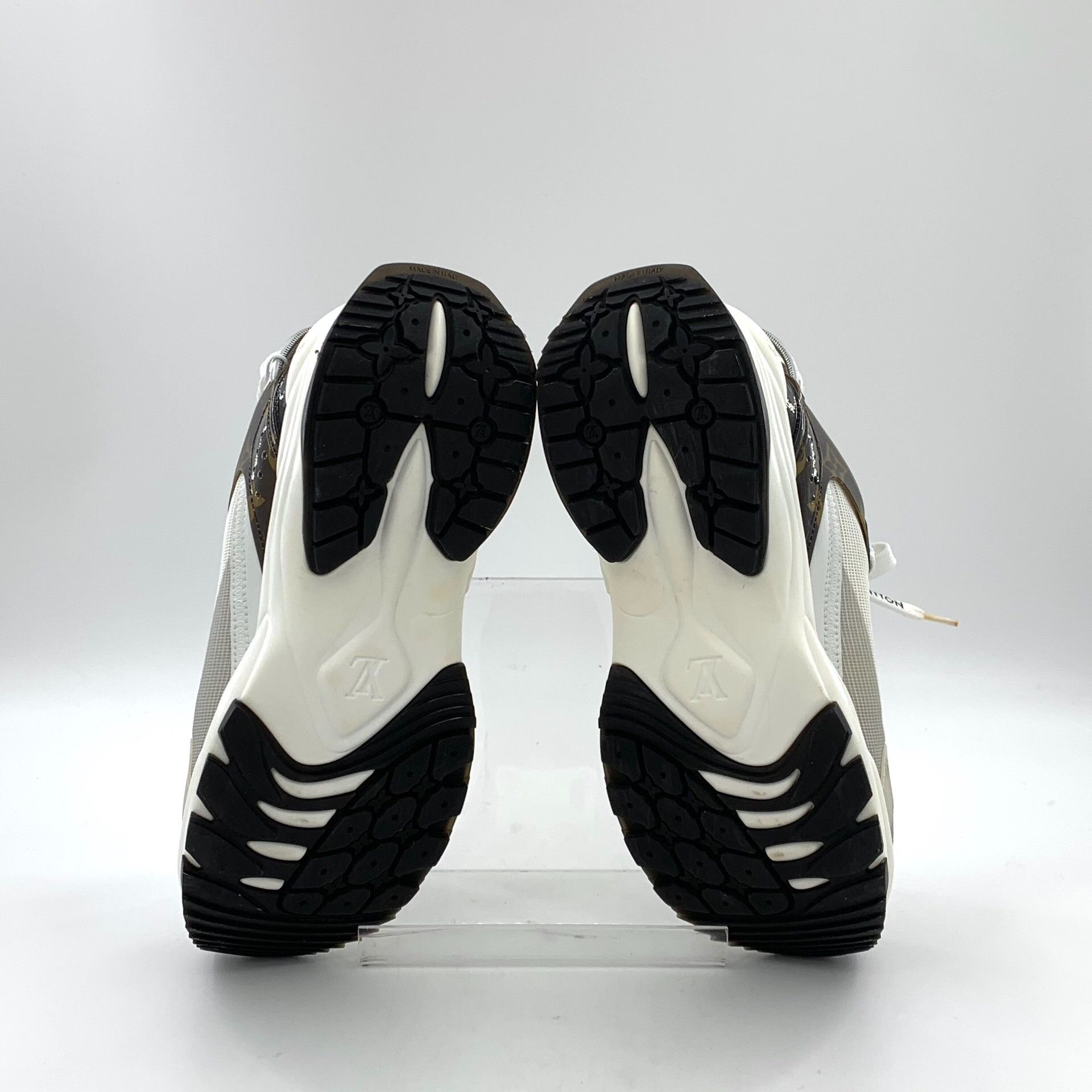 Louis Vuitton Louis Vuitton Monogram Run 55 Sneakers EU 39 Size US 6 / EU 39 - 6 Thumbnail