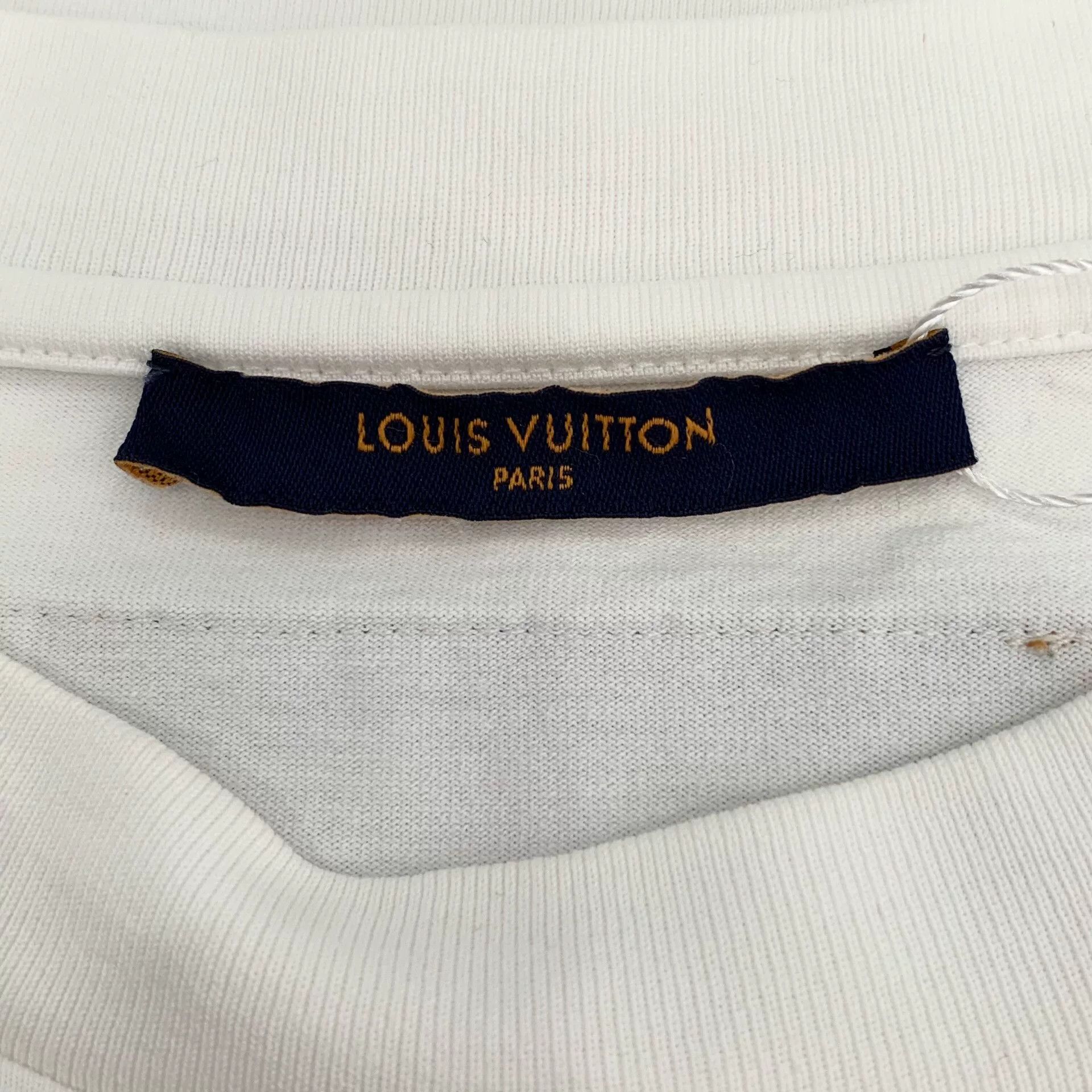 Louis Vuitton Louis Vuitton White Logo Print Sweatshirt L Size US L / EU 52-54 / 3 - 6 Thumbnail