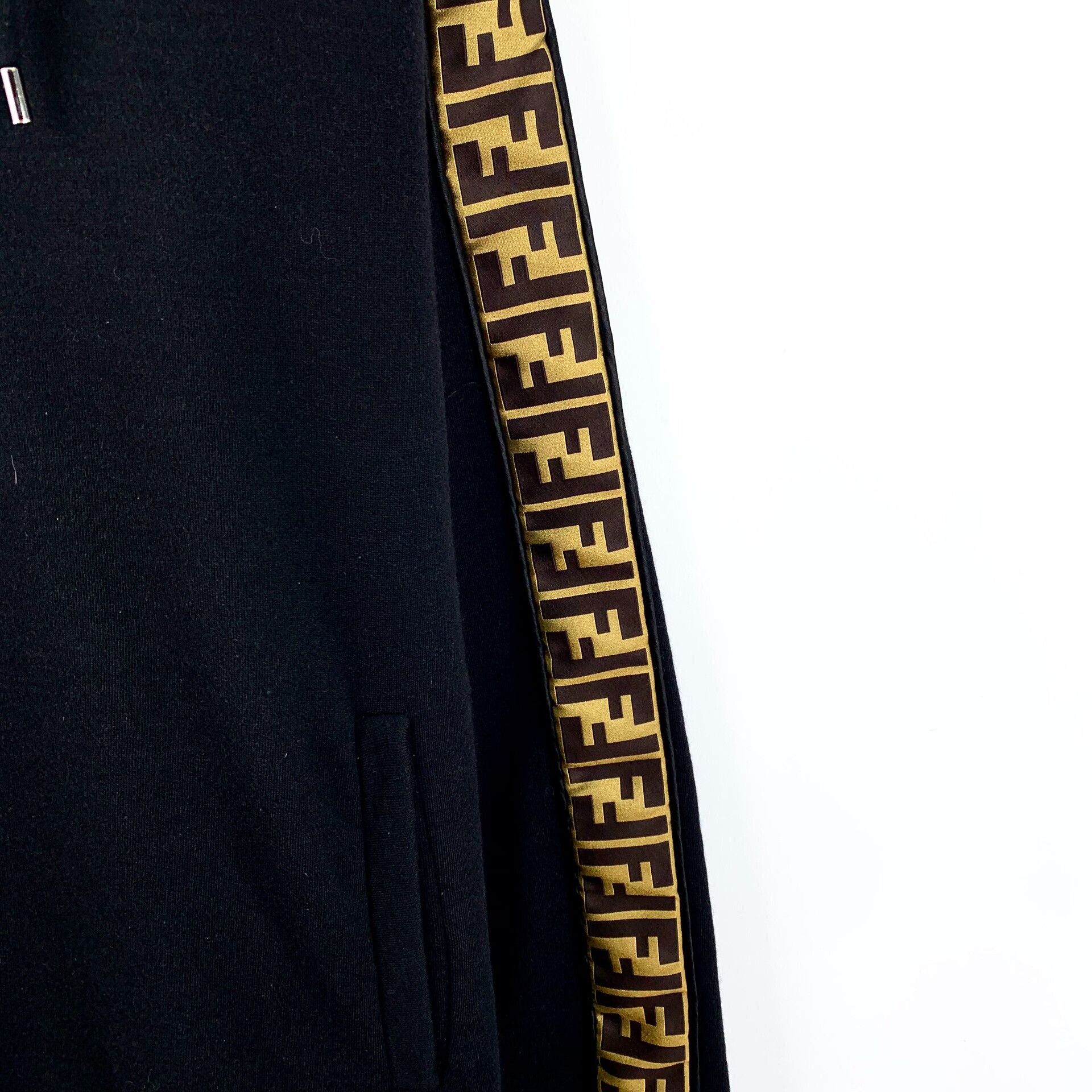 Fendi Fendi FF Logo Tape Hooded Sweatshirt Size 52 Size US L / EU 52-54 / 3 - 5 Thumbnail