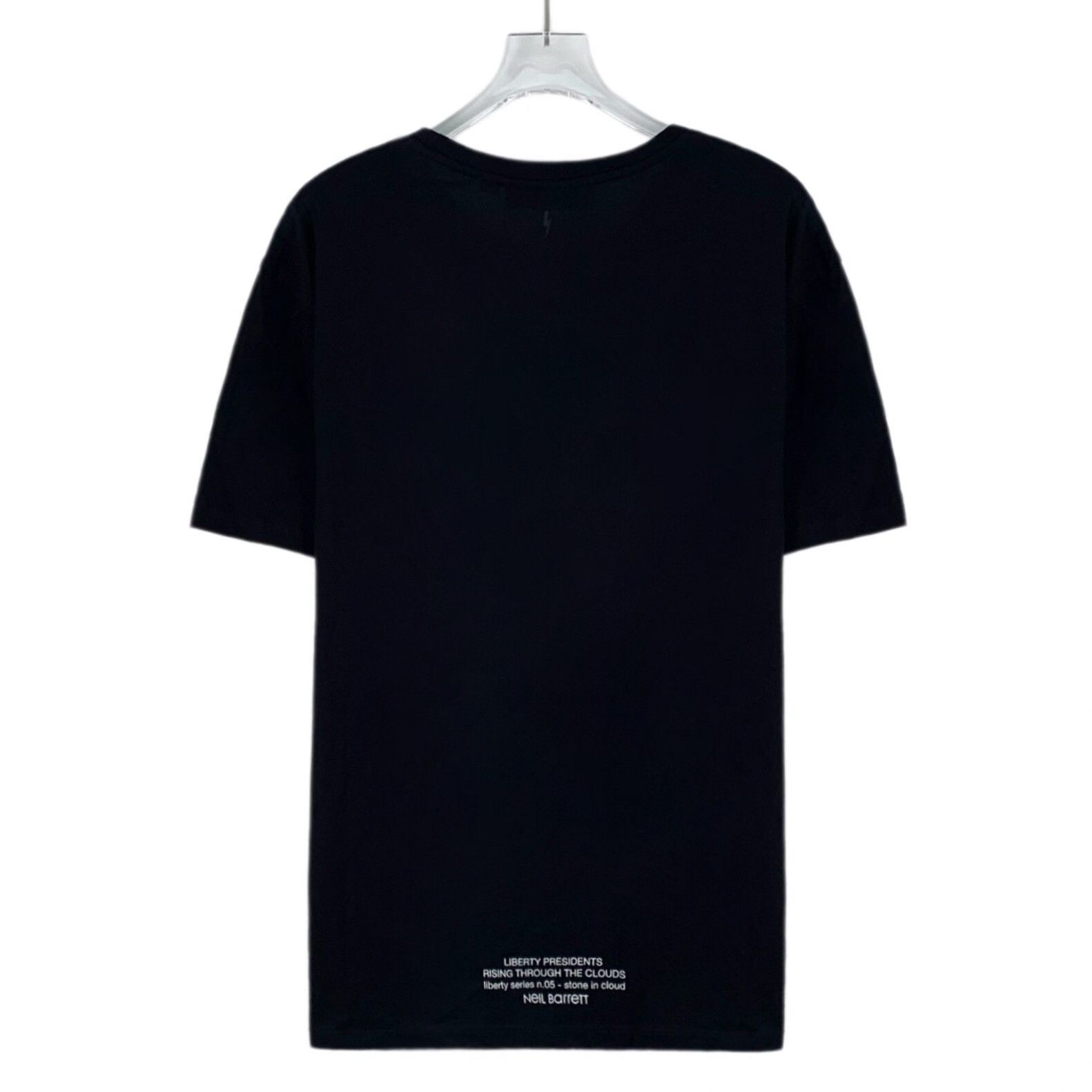 Neil Barrett Neil Barrett Statue of Liberty Graphic T-Shirt L Size US L / EU 52-54 / 3 - 3 Thumbnail