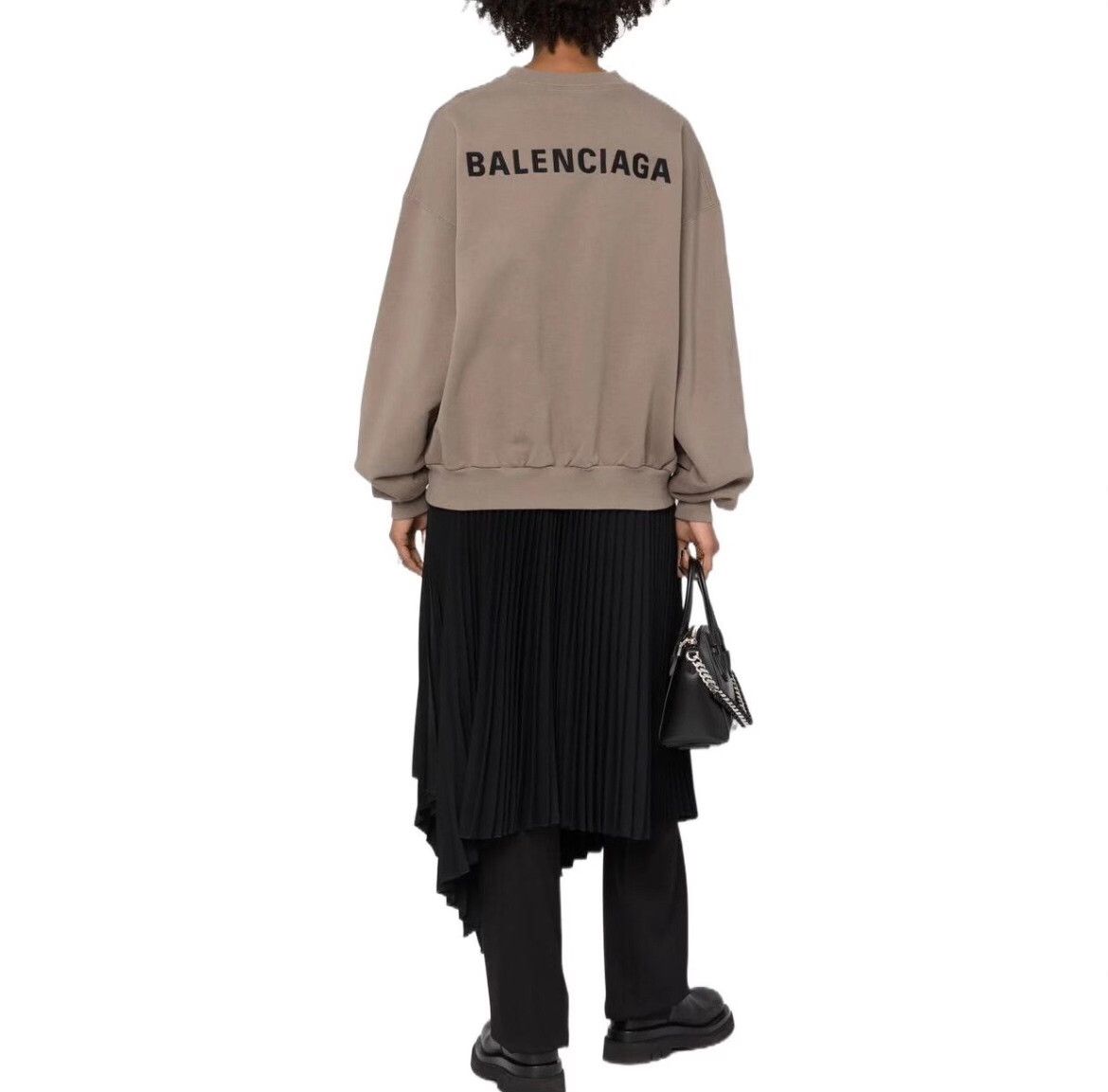 Balenciaga Balenciaga Logo Sweatshirt US S Size US S / EU 44-46 / 1 - 7 Thumbnail