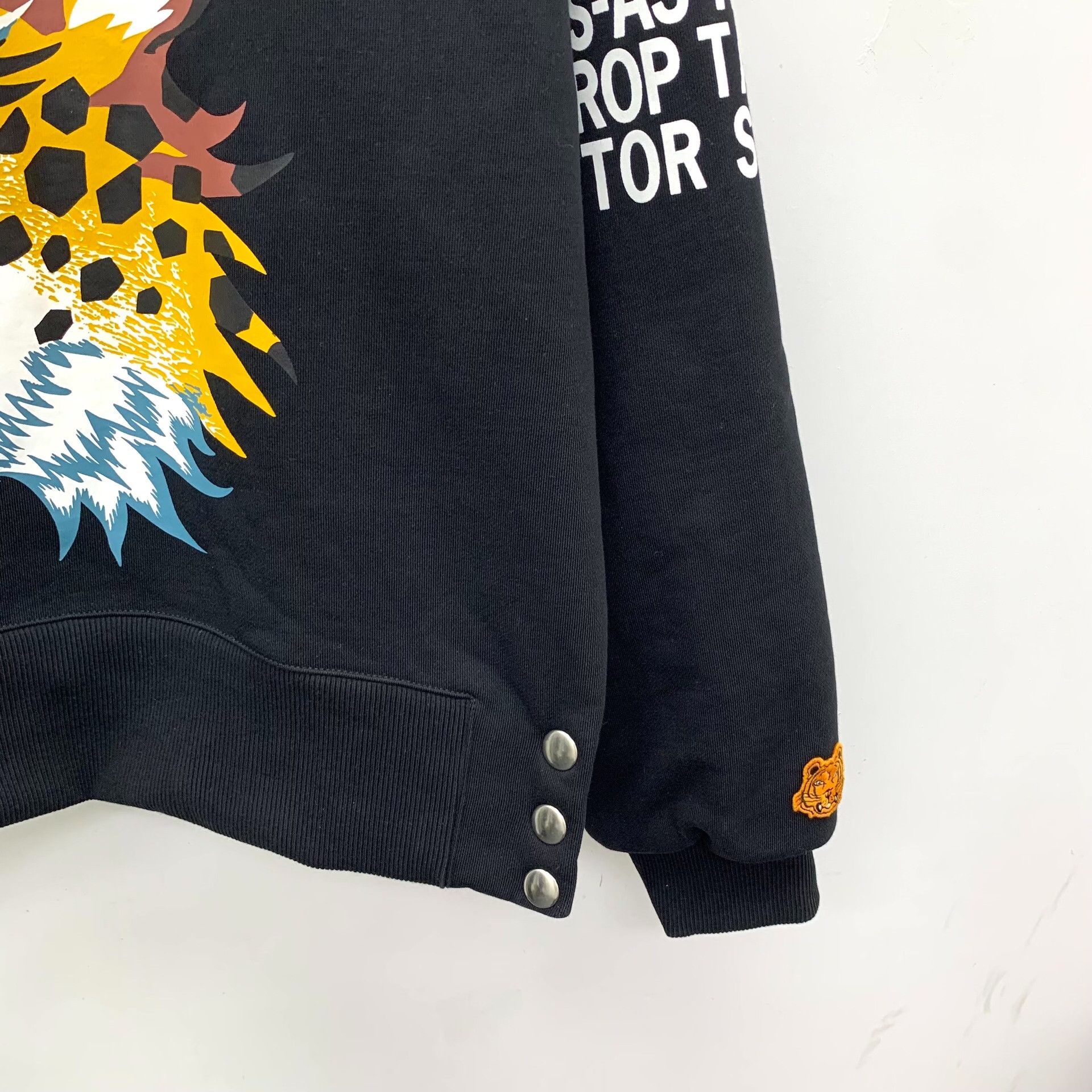 Kenzo Kenzo Tiger Graphic Mock Neck Sweatshirt Size M Size US M / EU 48-50 / 2 - 5 Thumbnail